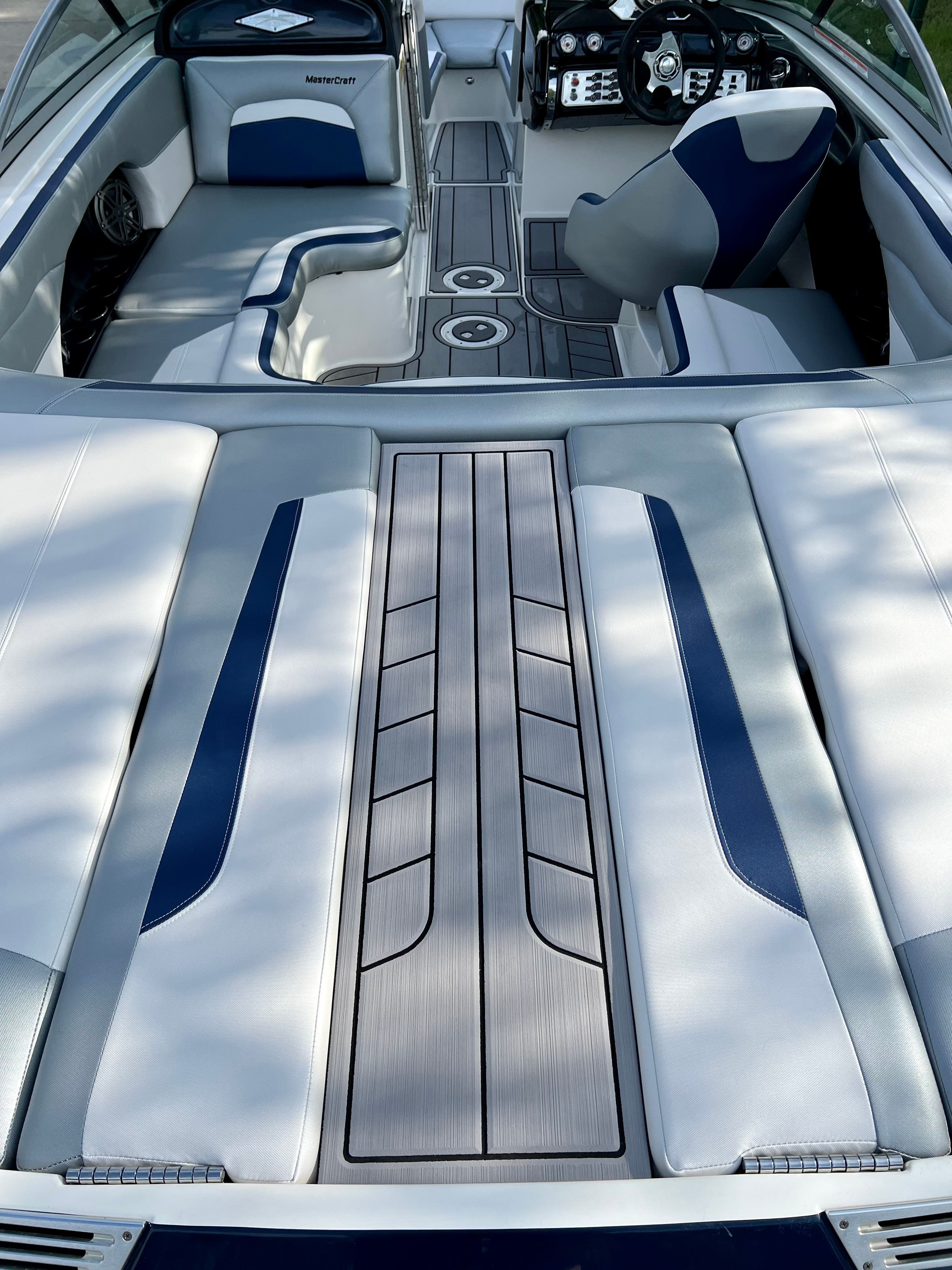 2008 MasterCraft XStar - 2