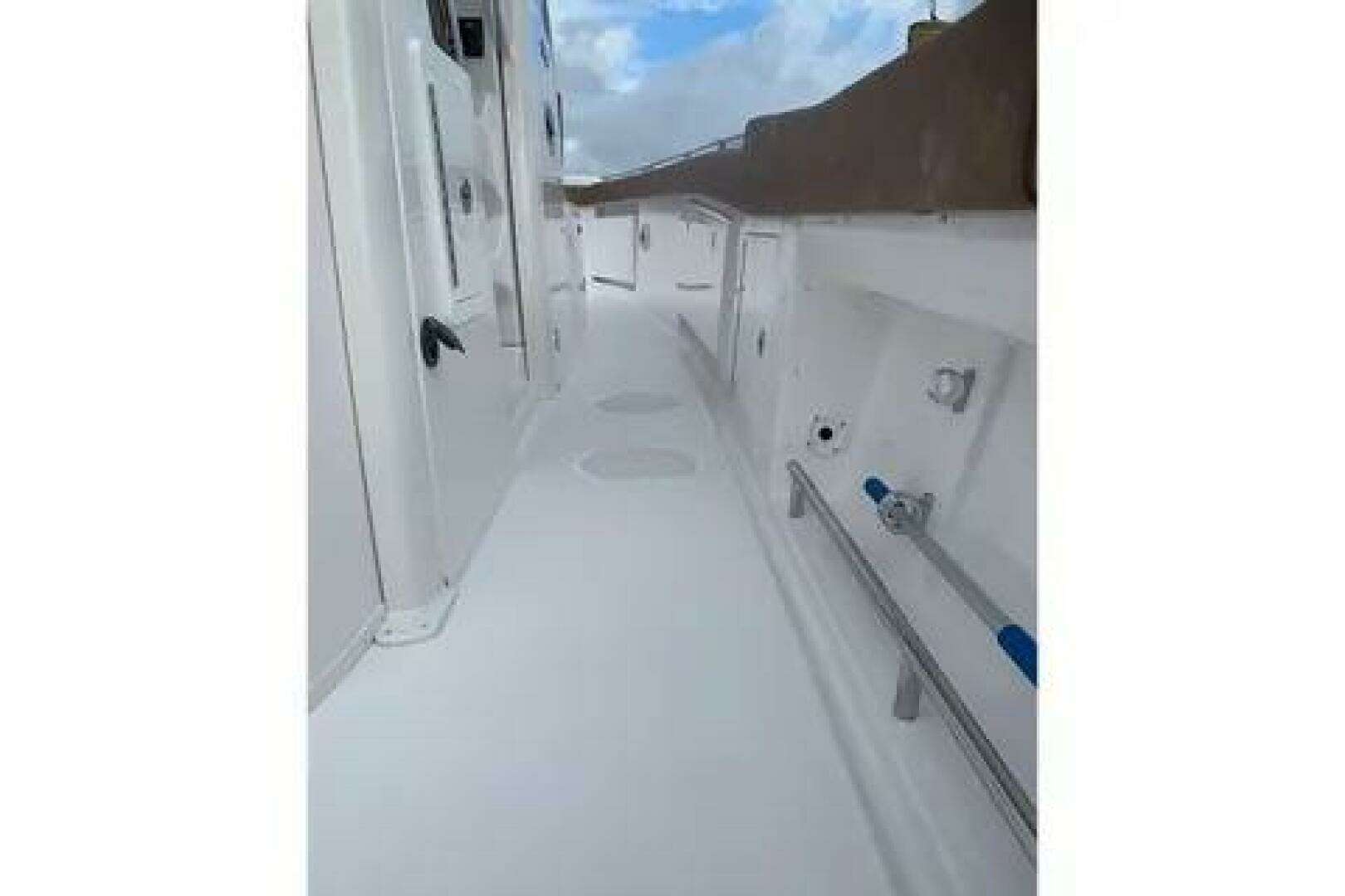 2020 Caymas 341CC - Image 26