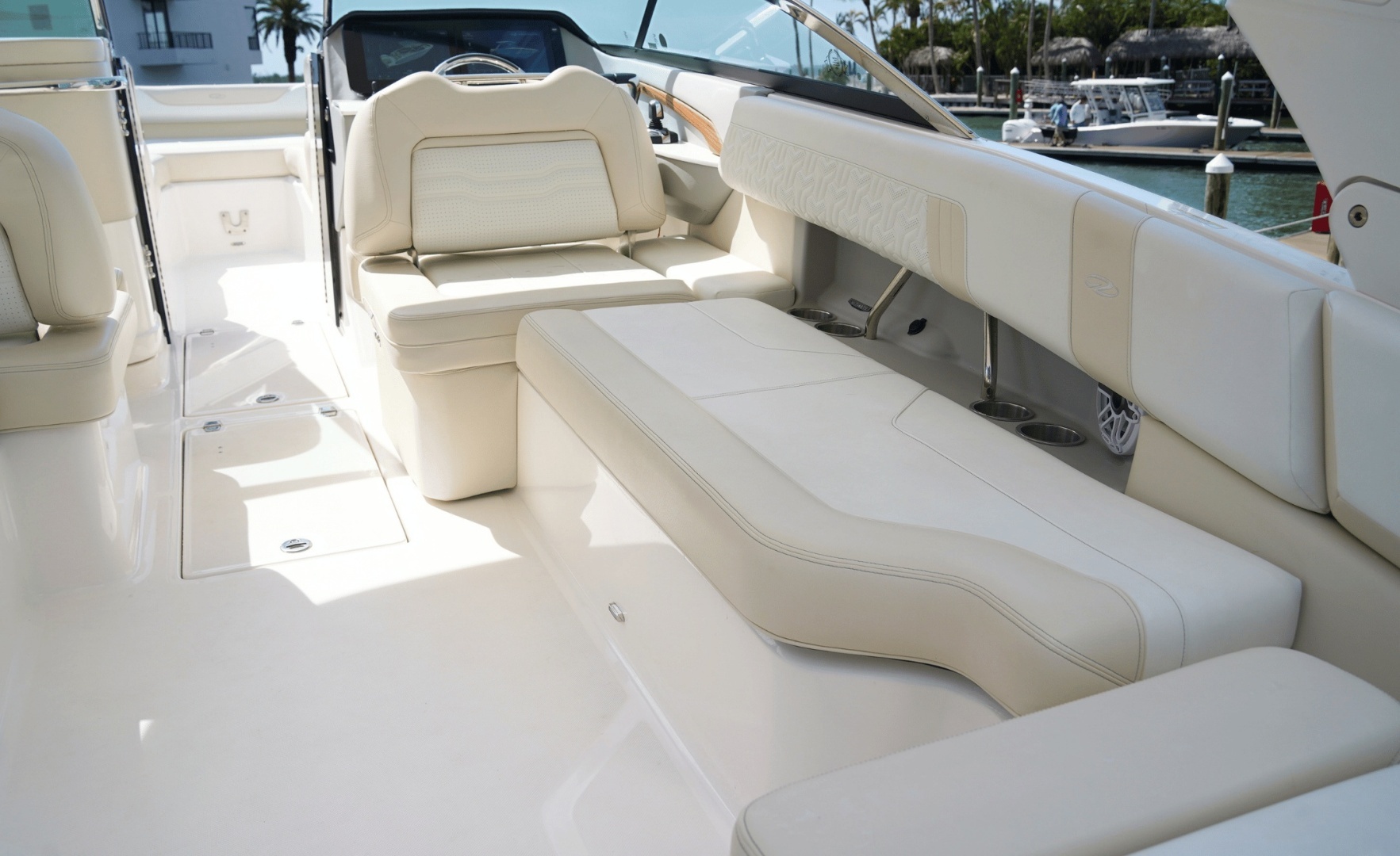 2024 Regal LX9 - Image 31