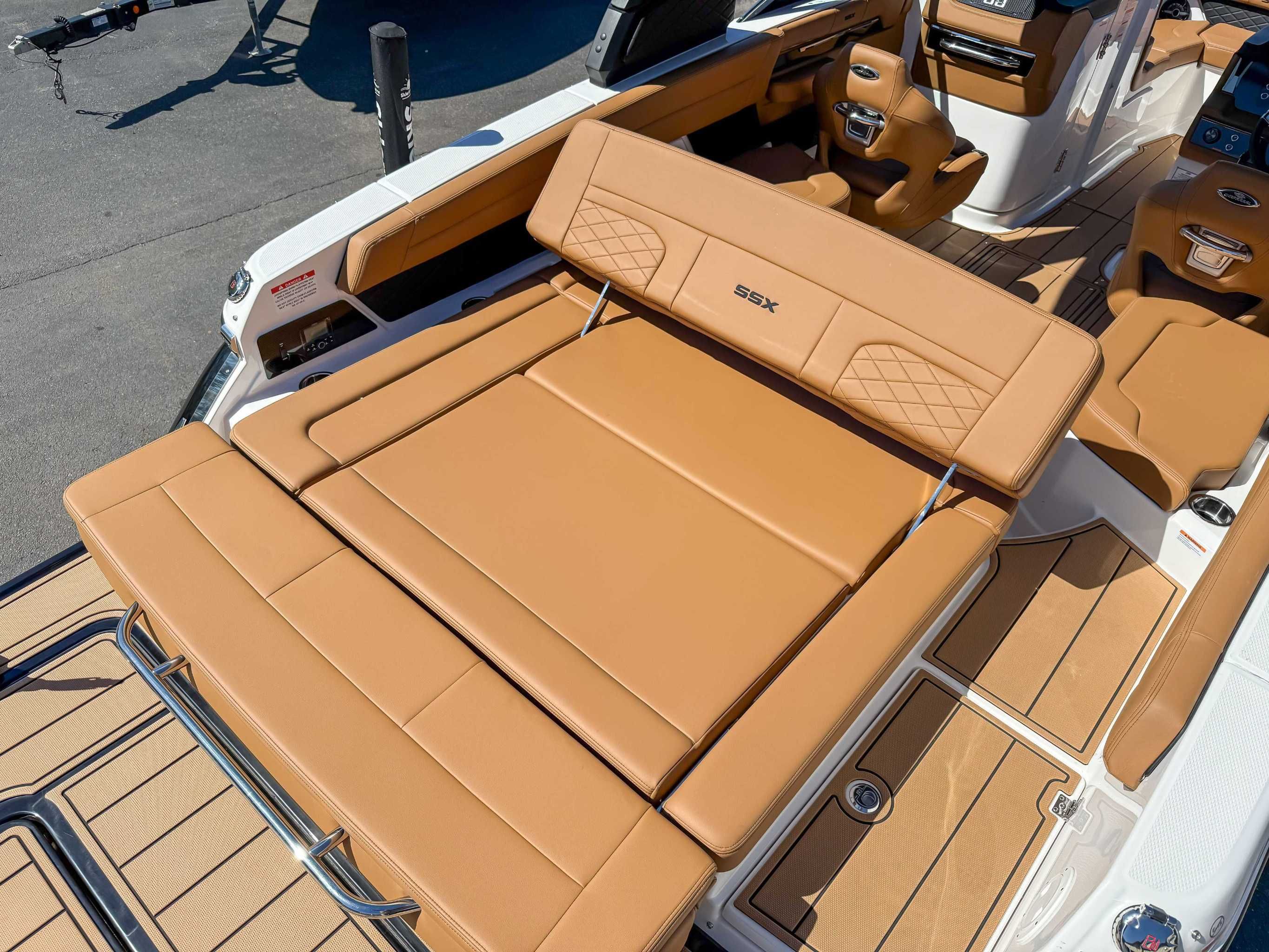 2025 Chaparral 267 SSX - 11