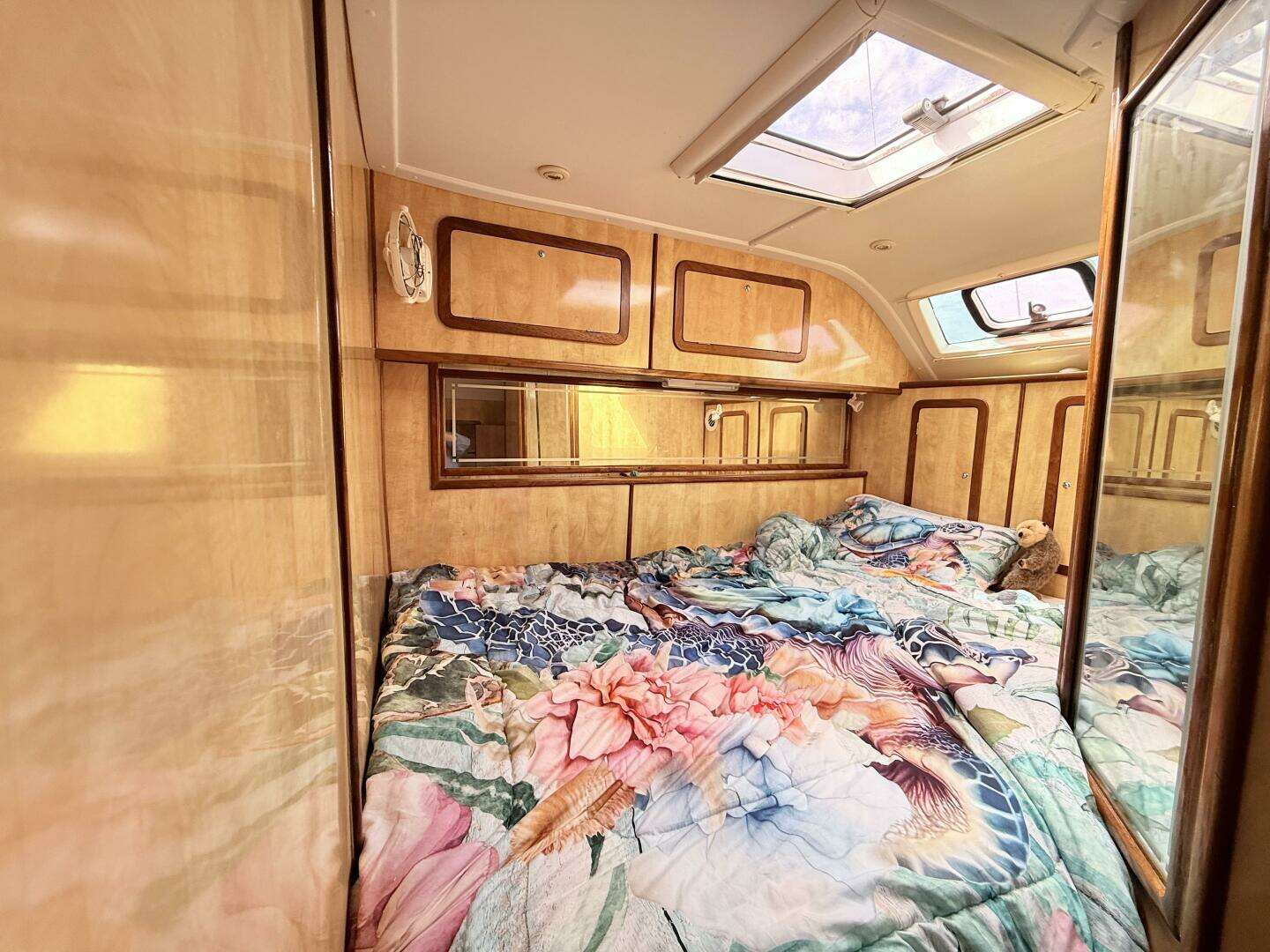 2011 Royal Cape Catamarans Majestic 53 - Image 31