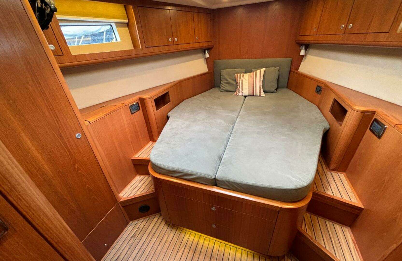 2014 Southerly 535 - Image 22