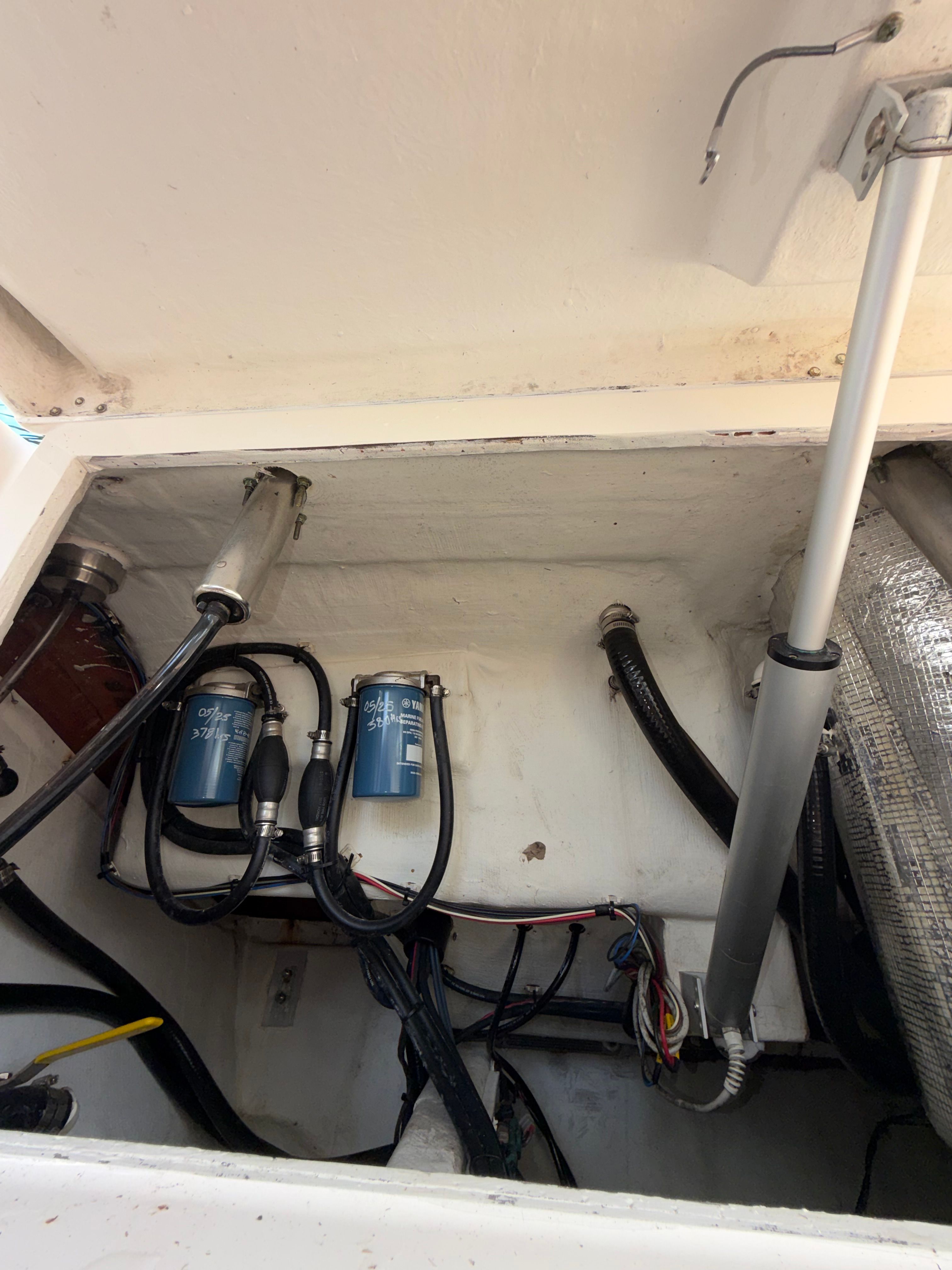 2018 Cobia 277 Center Console - 8