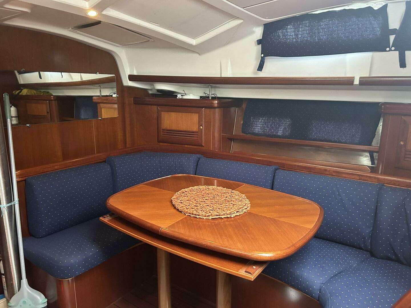 2003 Beneteau 42cc - Image 14