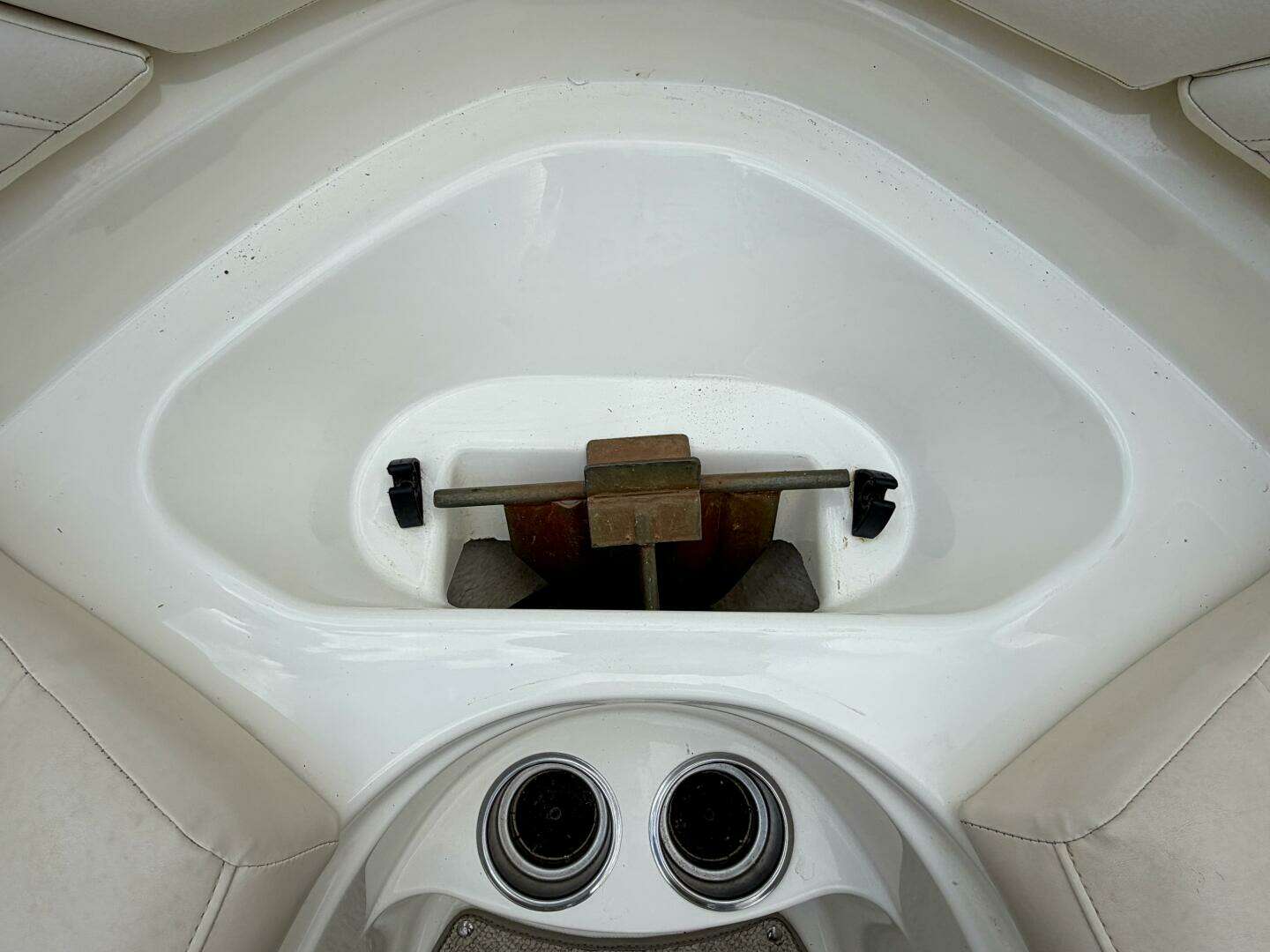 2007 Maxum 2200 SR3 - Image 55