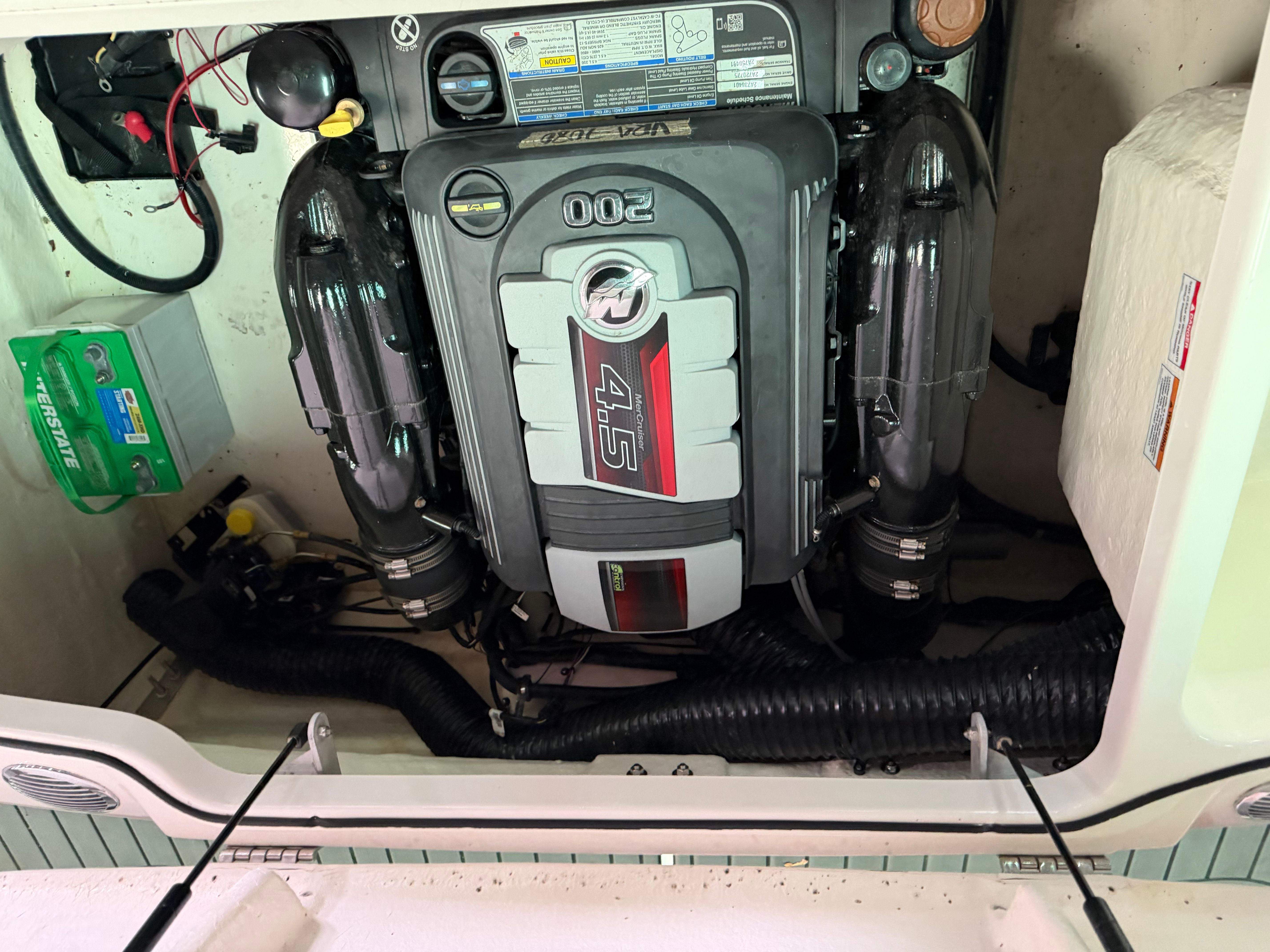 2023 Bayliner VR4 BOWRIDER - 12