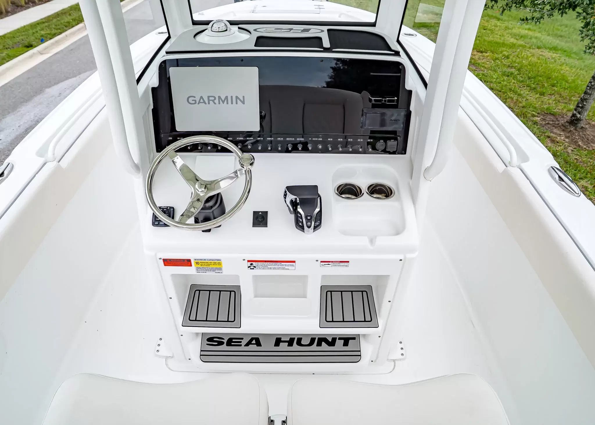 2027 Sea Hunt Ultra 255 SE - 18