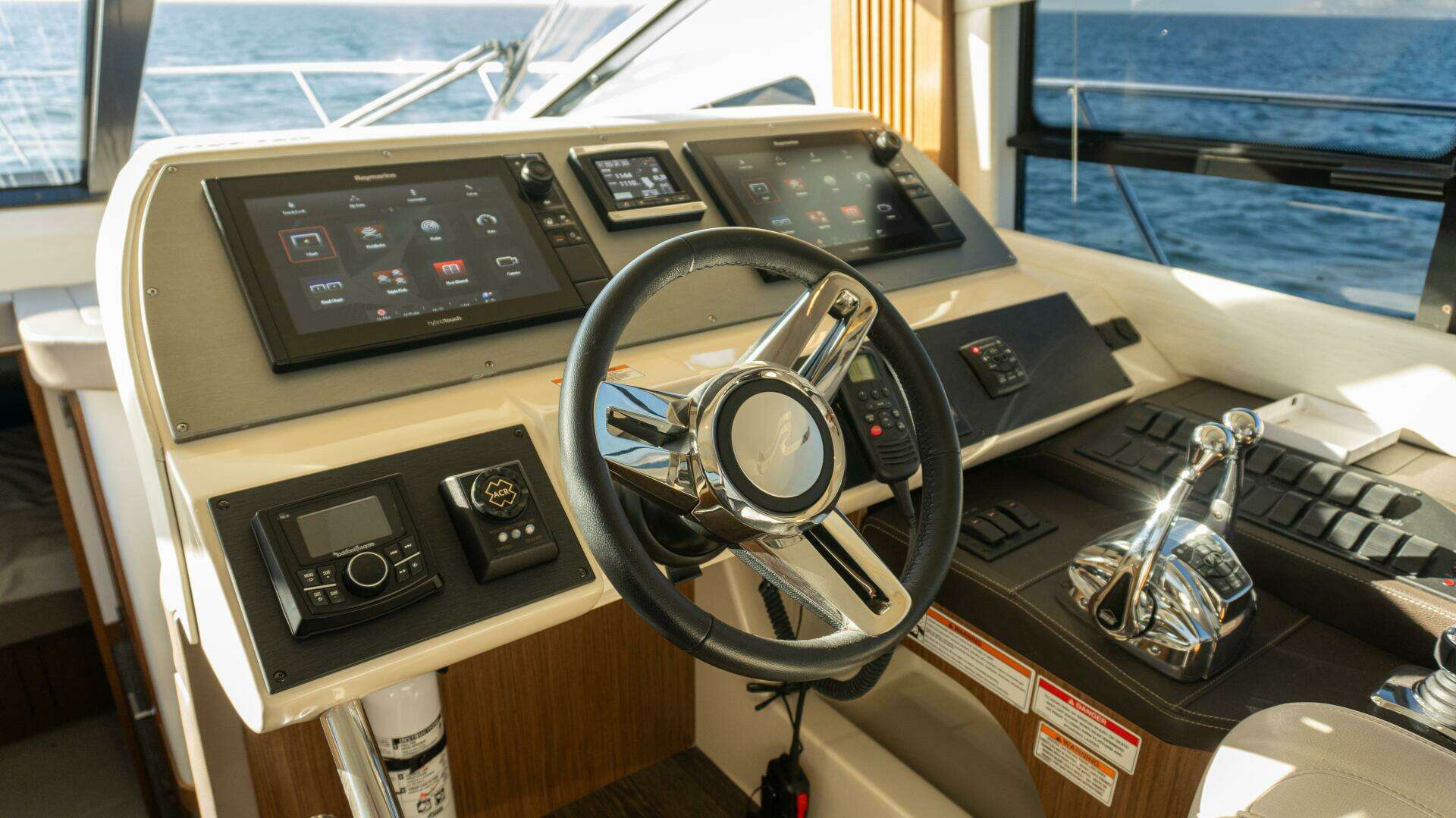 2017 Sea Ray 51 Flybridge - Image 11