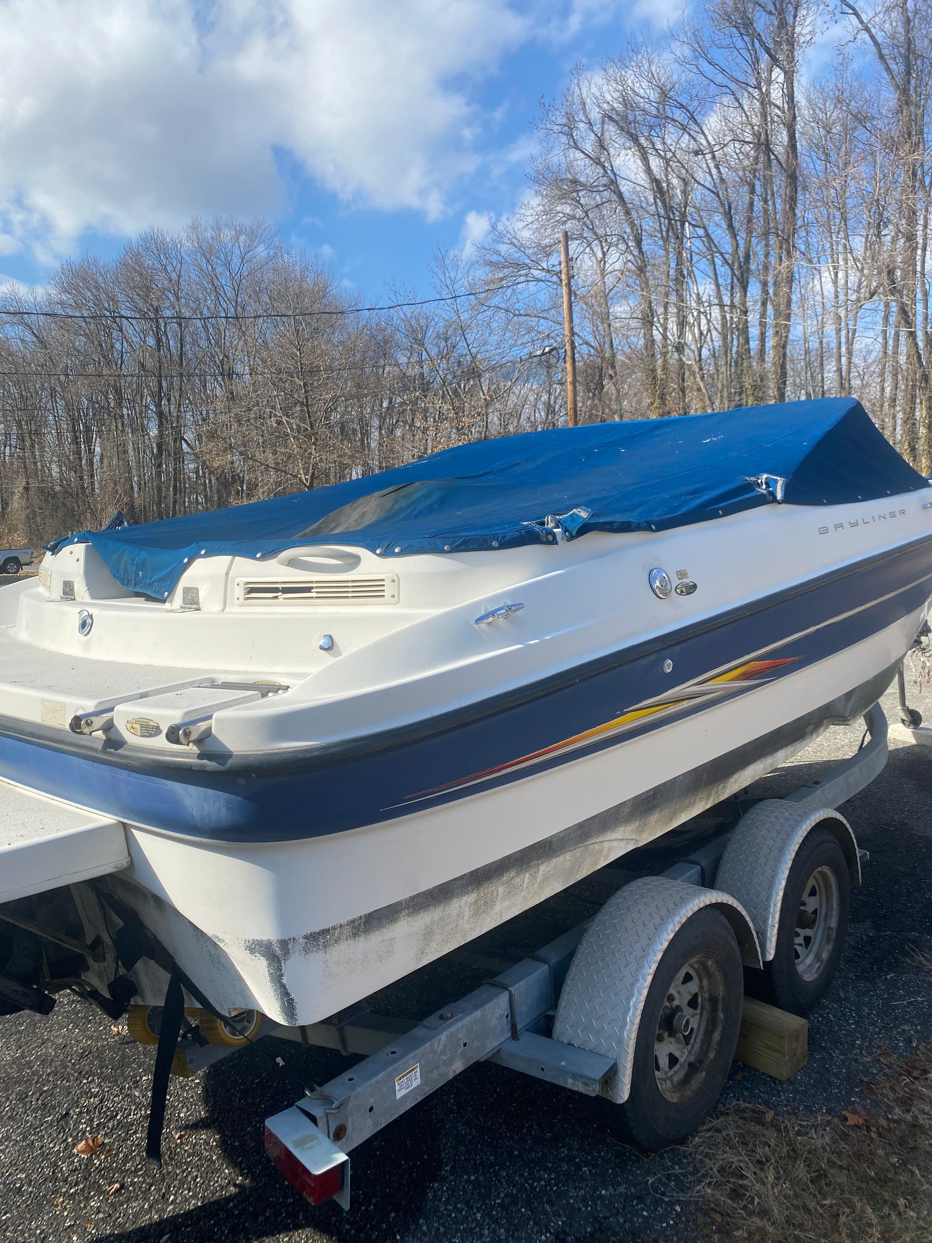 2005 Bayliner 219 - 7