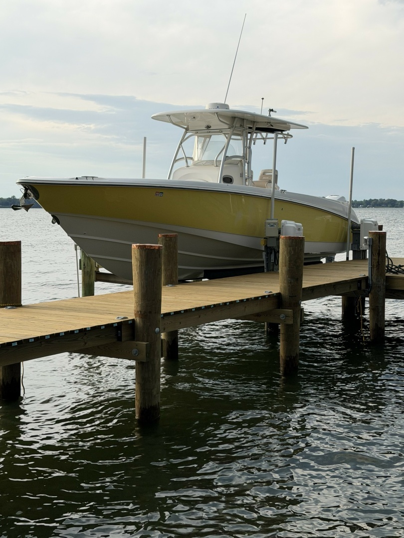 2006 Boston Whaler 320 Outrage - Image 8
