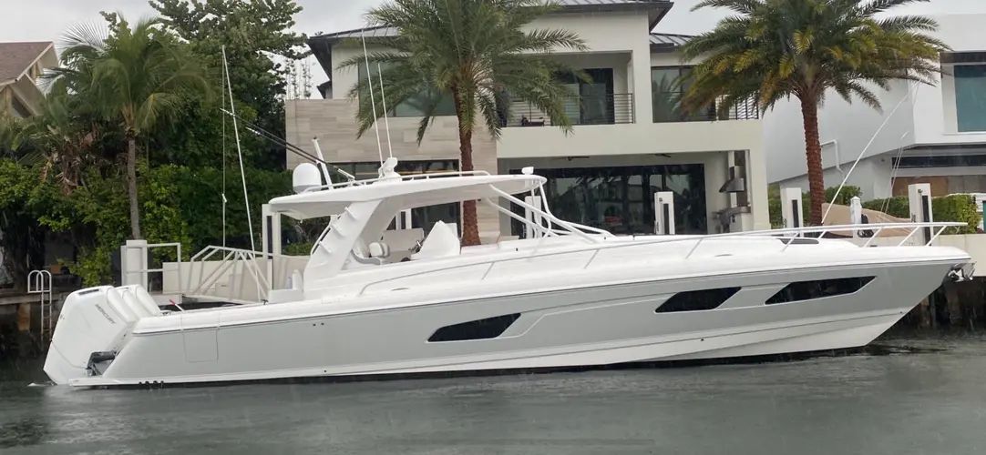 2022 Intrepid 477 Evolution