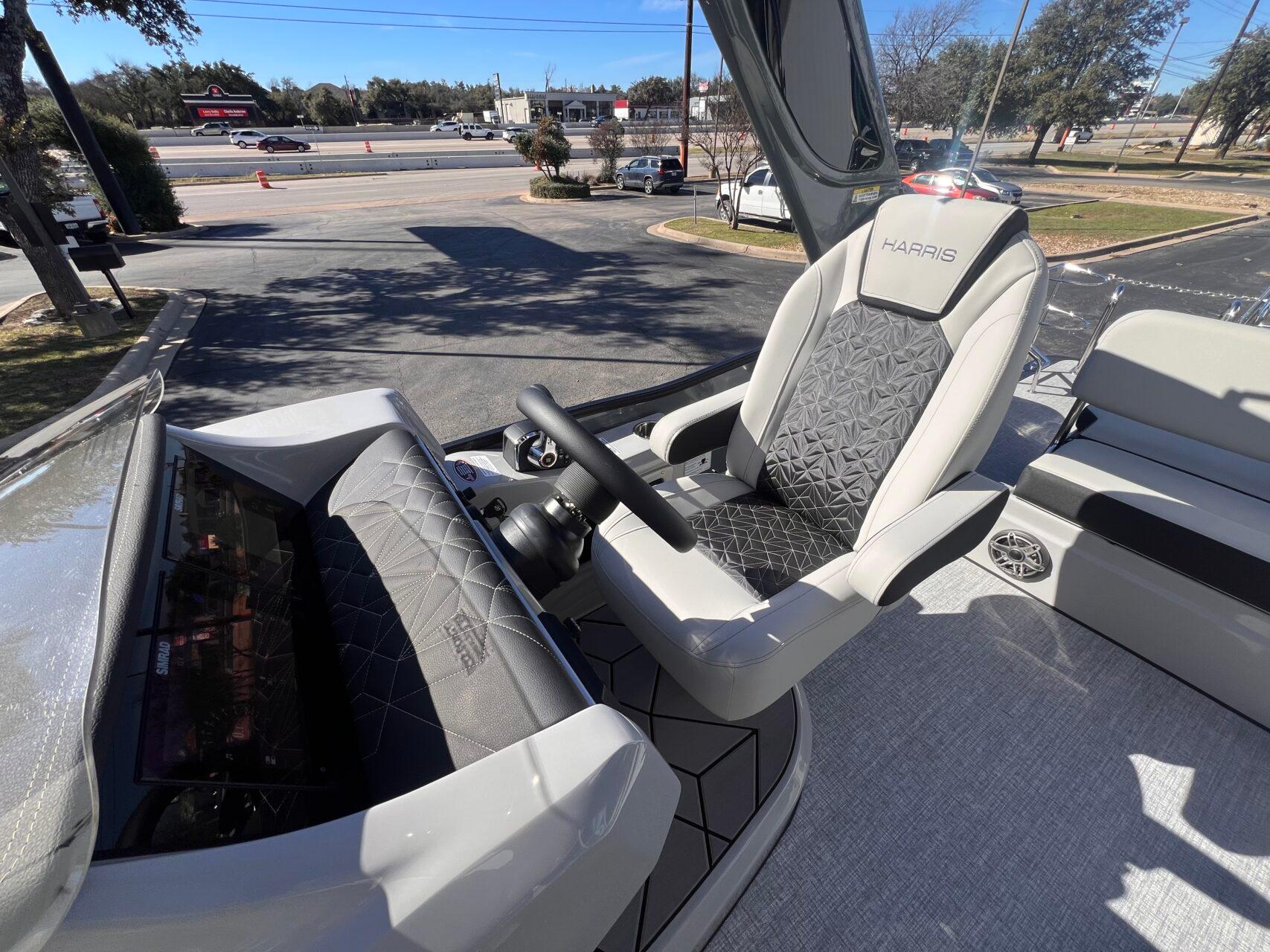 2025 Harris Grand Mariner 270 - 22