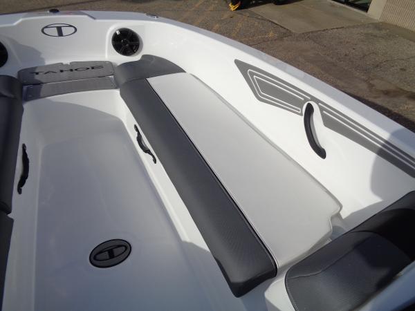 2024 Tahoe T21 boat interior with cushioned seating and modern design.