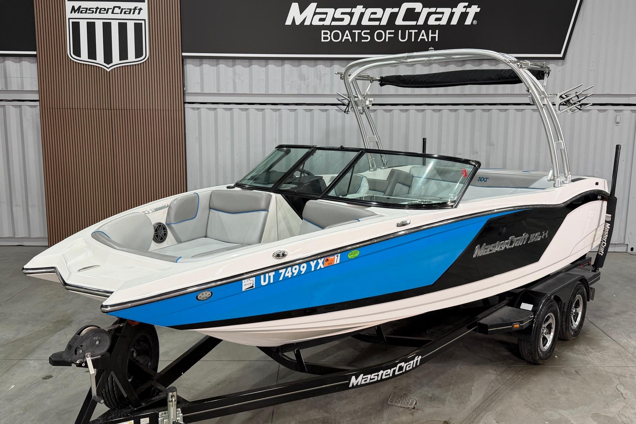 2017 MasterCraft NXT22