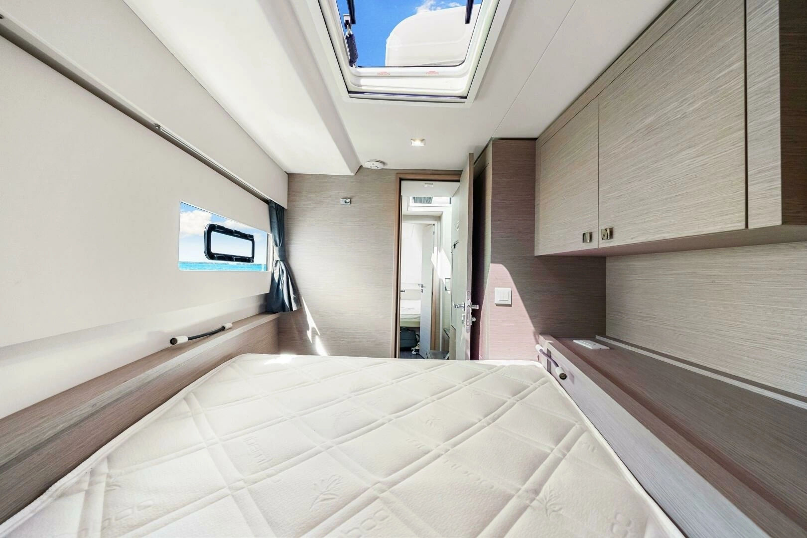 2021 Fountaine Pajot MY4.S - Image 30
