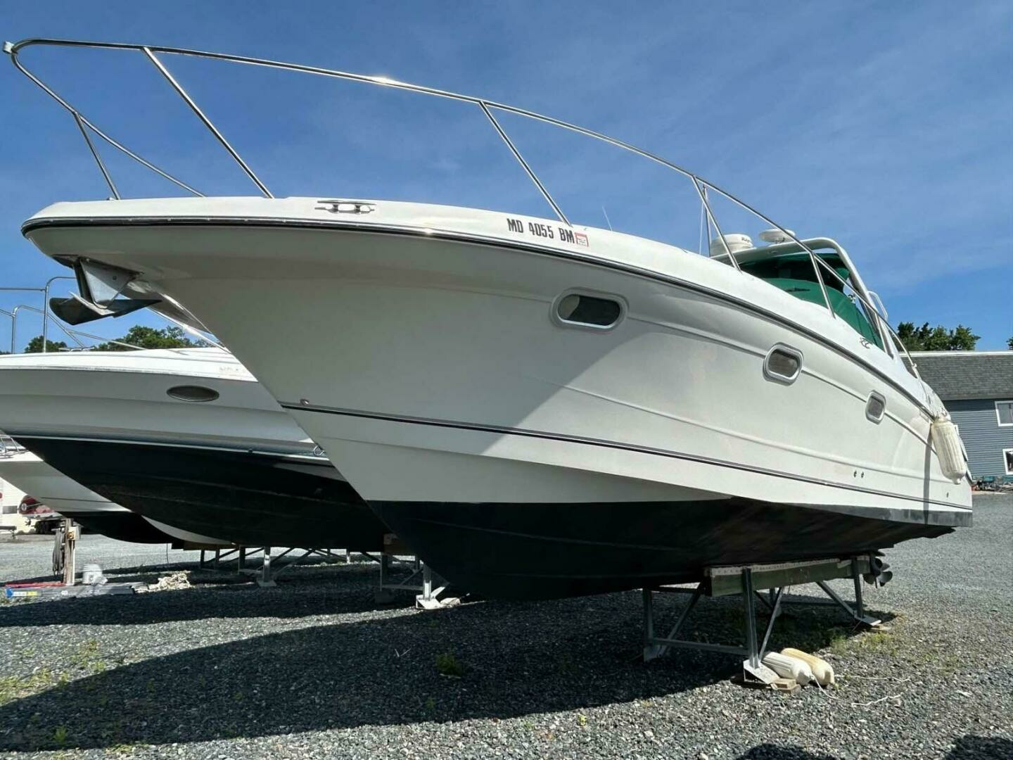 2001 Four Winns 328 Vista - Image 2