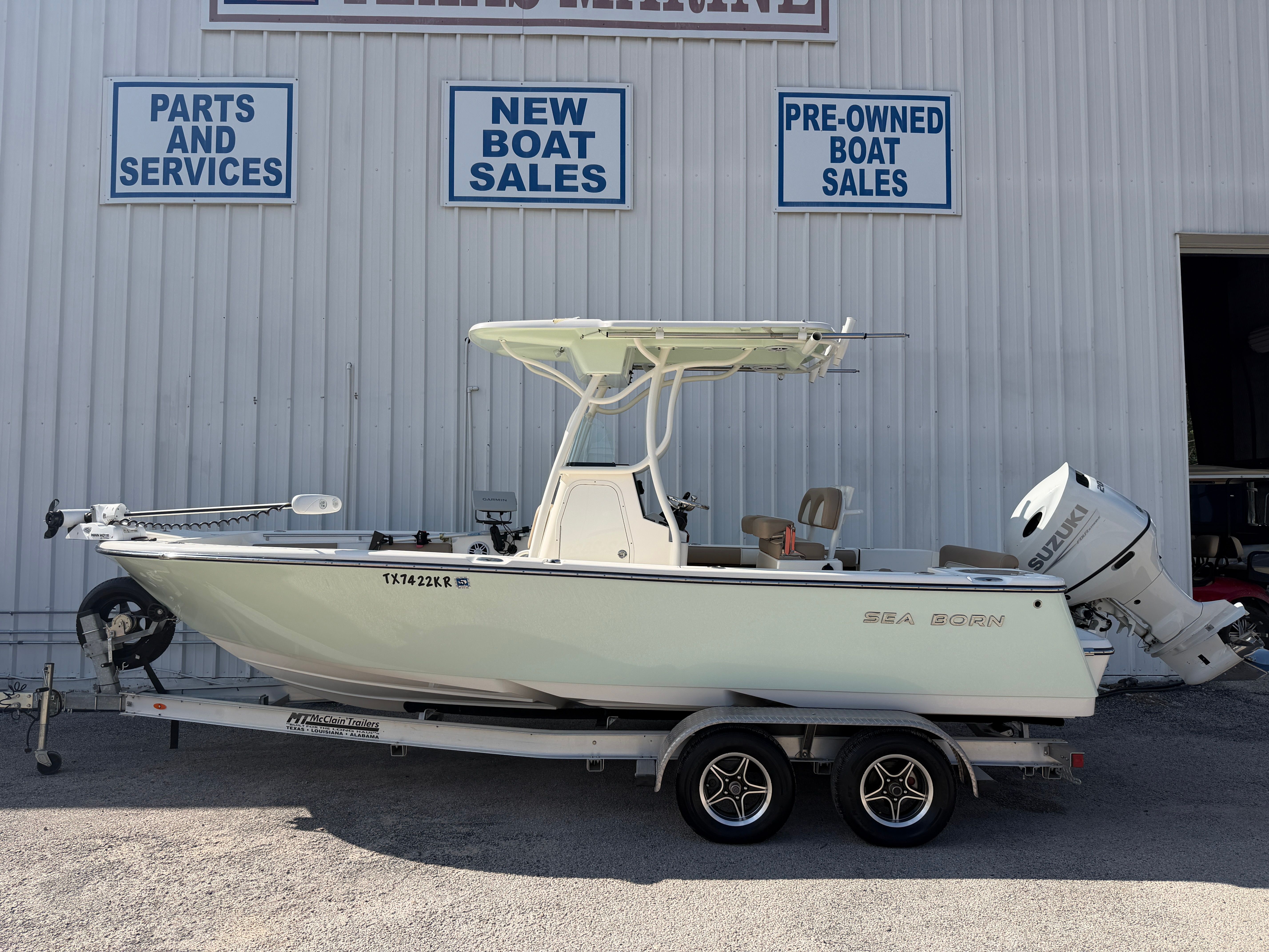 2023 Sea Born LX22 Center Console