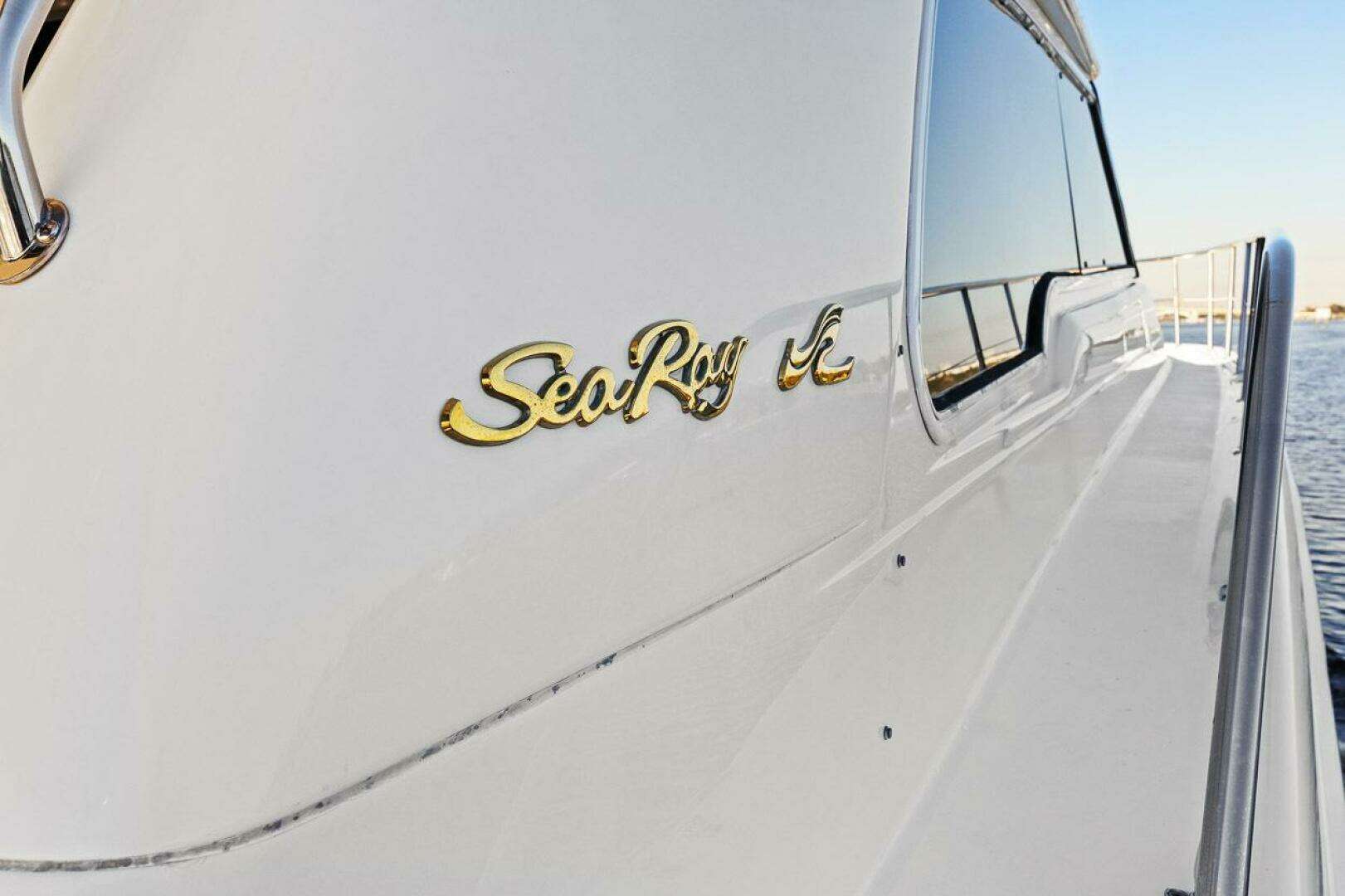 1998 Sea Ray 480 Sedan Bridge - Image 63