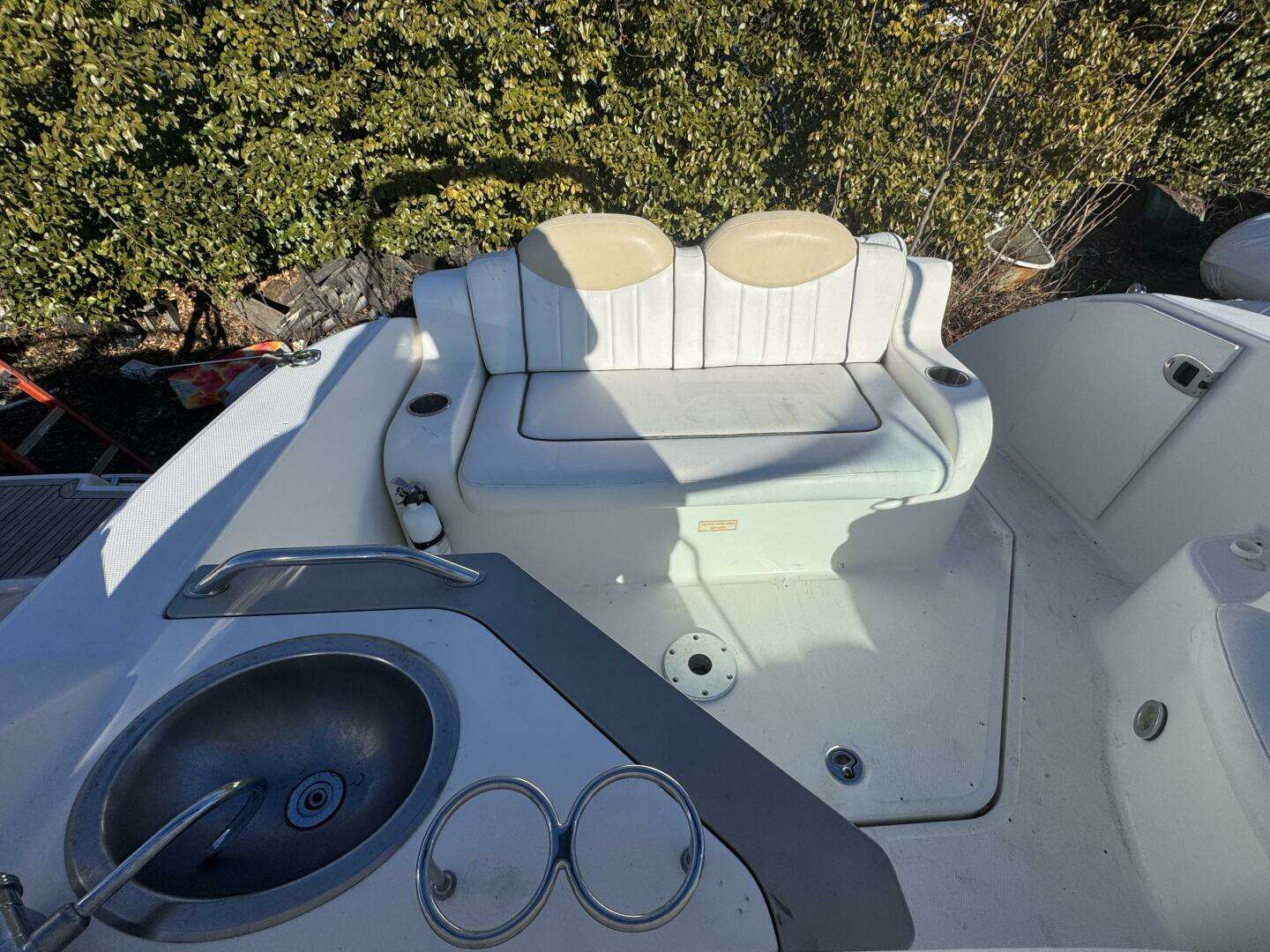 2008 Sea Ray 240 Sundancer - Image 2