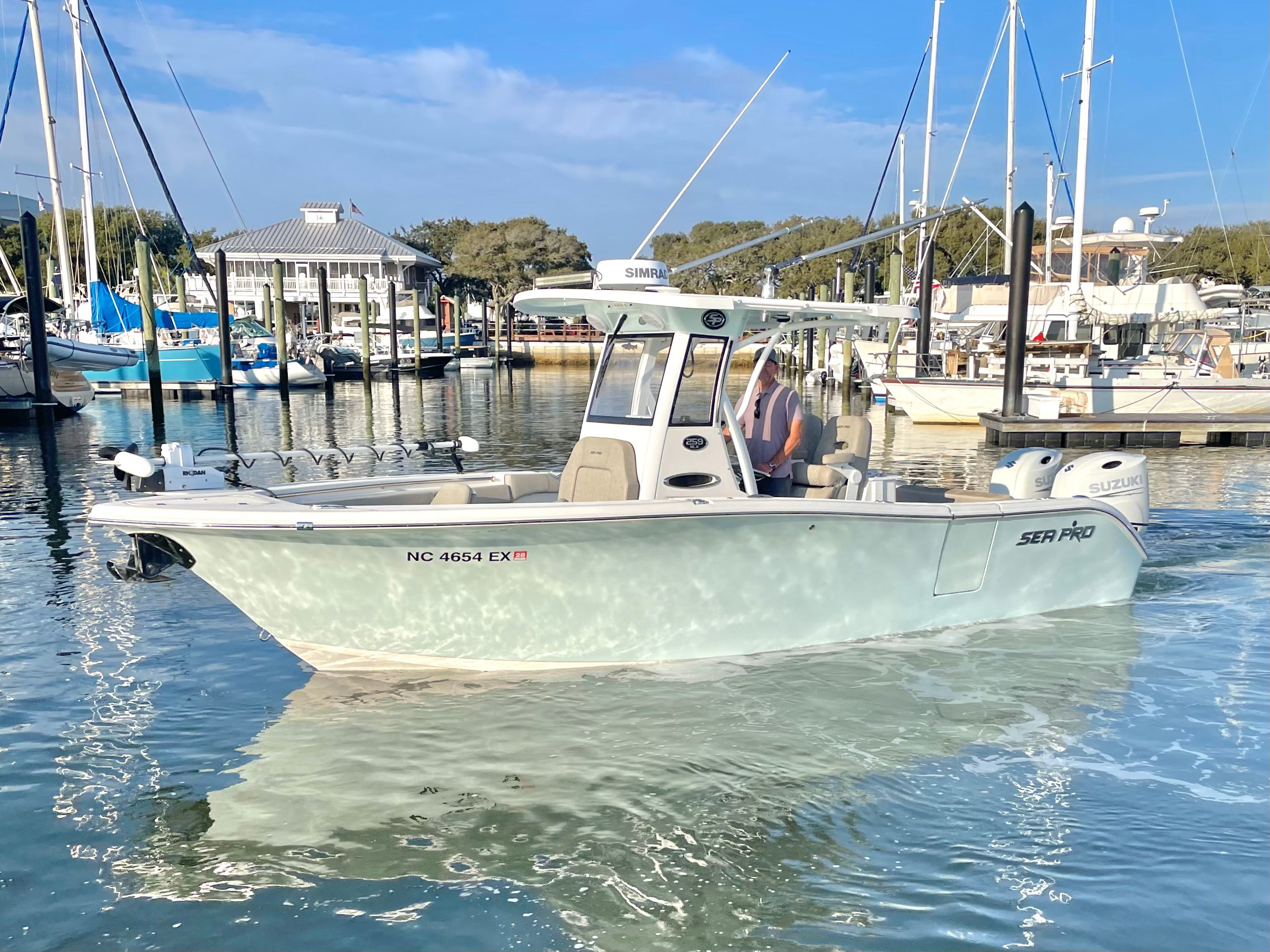 2022 Sea Pro 259 DLX