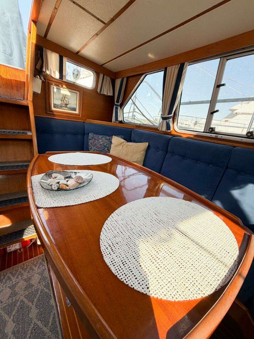 1986 Nauticat 40 Cutter Ketch Pilothouse - Image 35