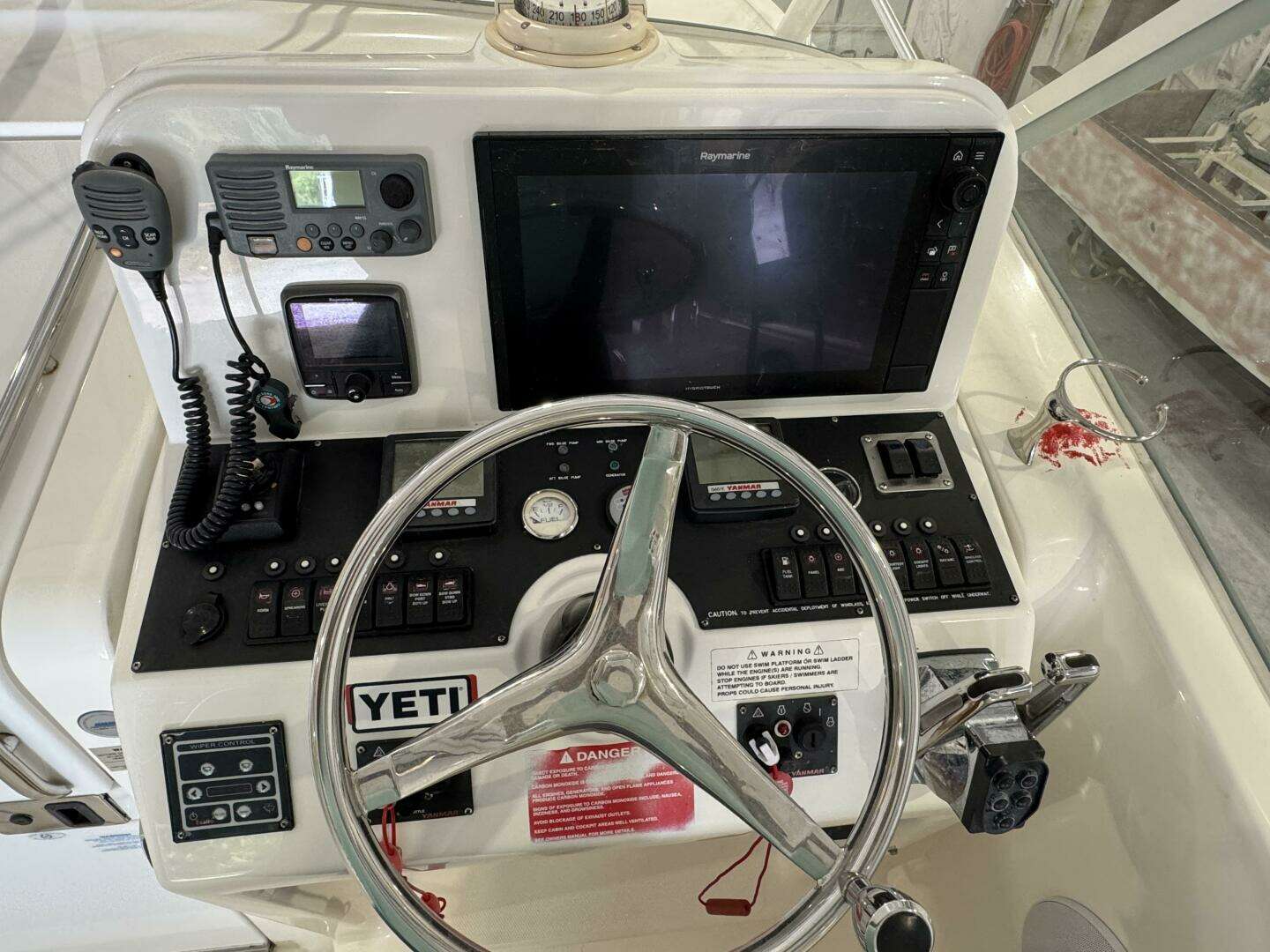 2011 Luhrs 30 Open - Image 16