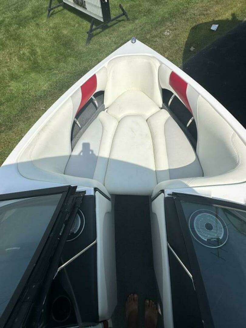 2007 Malibu 21 V RIde - Image 9