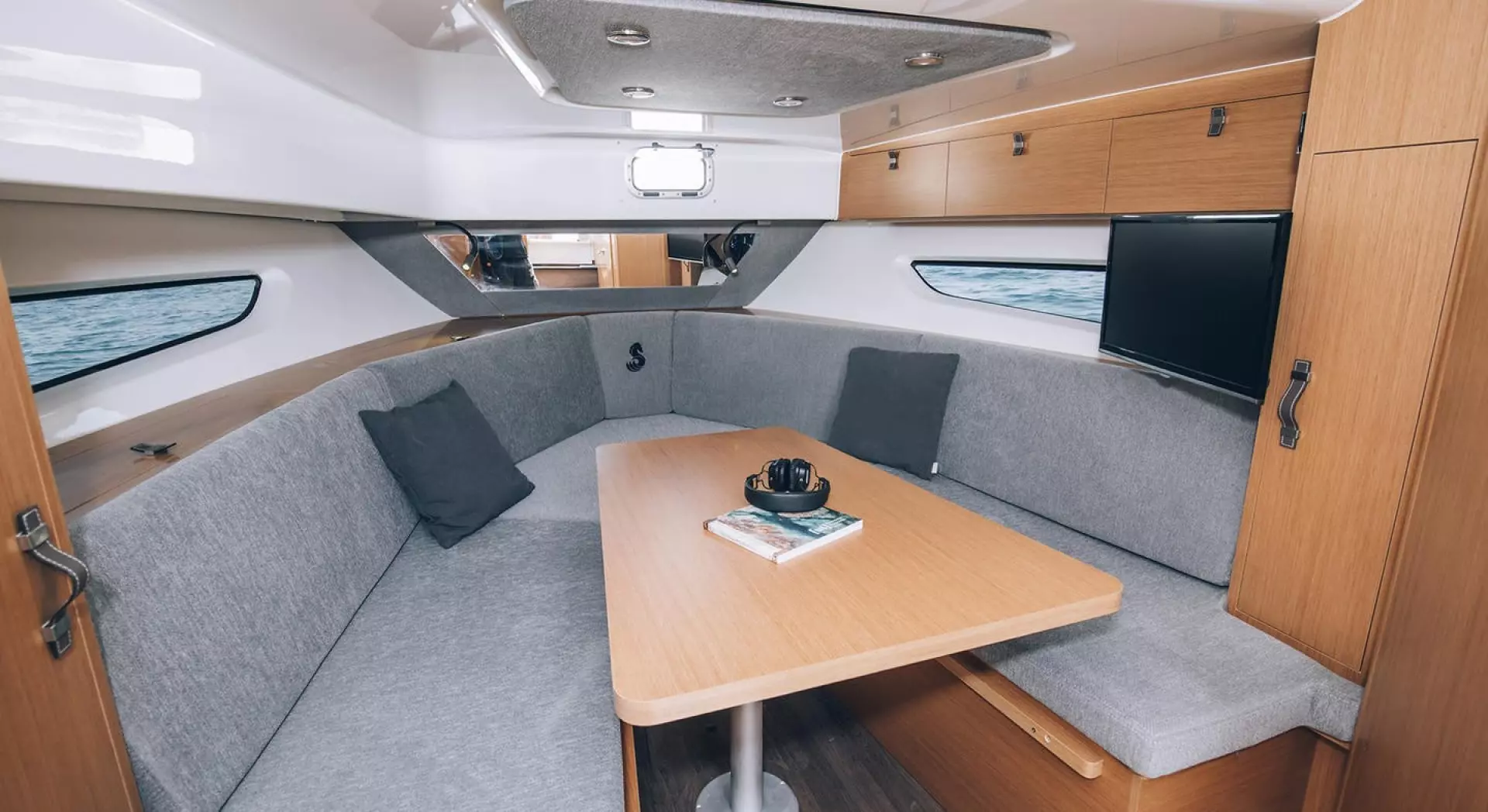2026 Beneteau Flyer 10 - Image 7