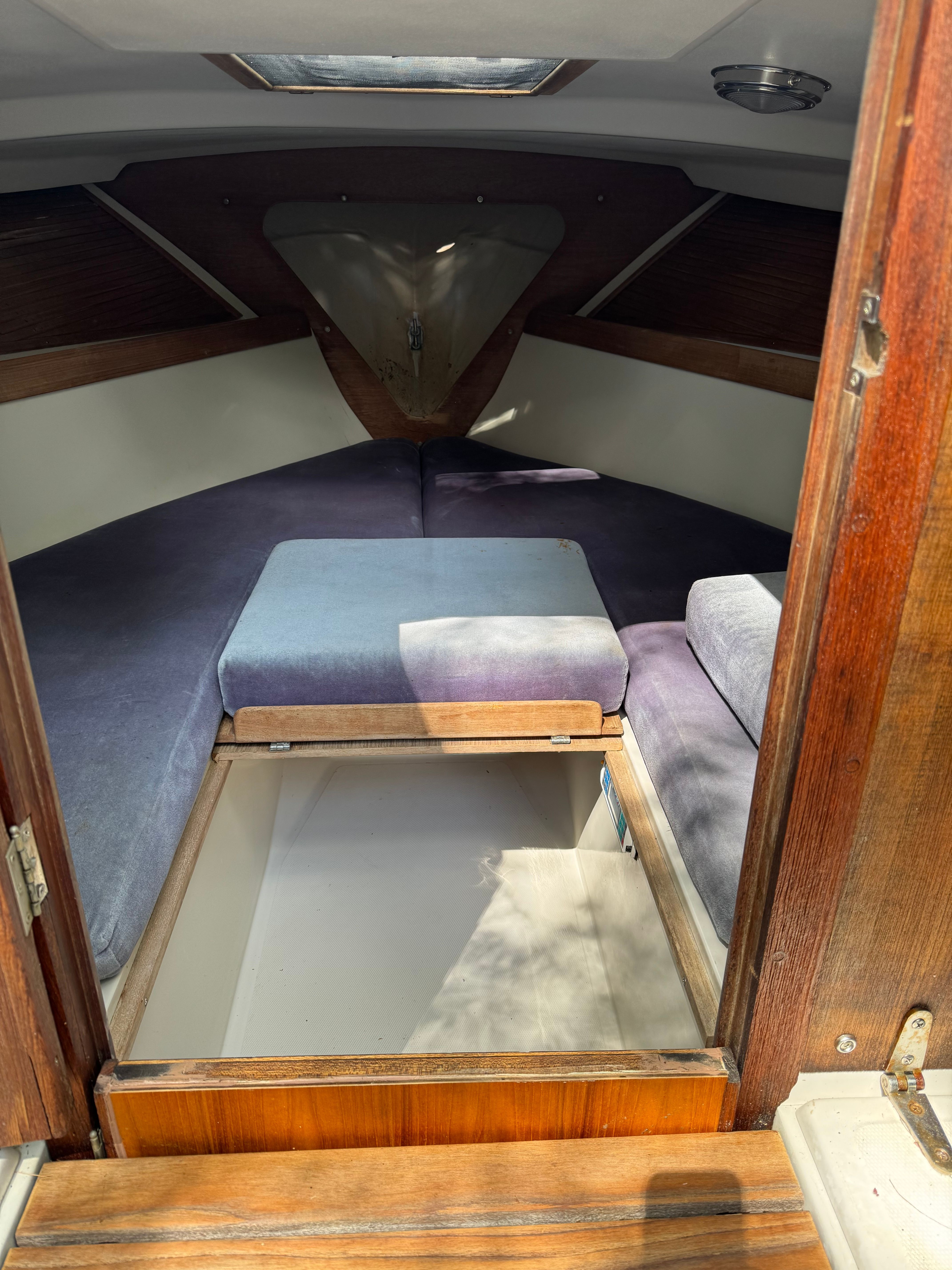 1989 Limestone 24 Runabout - 7