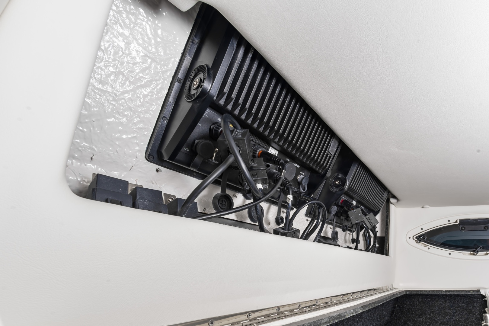 2026 Regulator 25 - Image 36