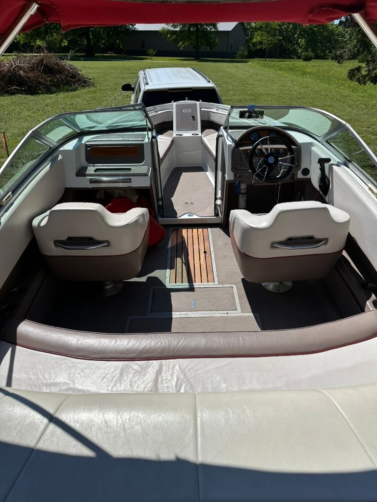 1995 Cobalt 220 - 2