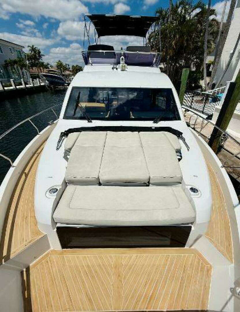2019 Sealine F430 - Image 15