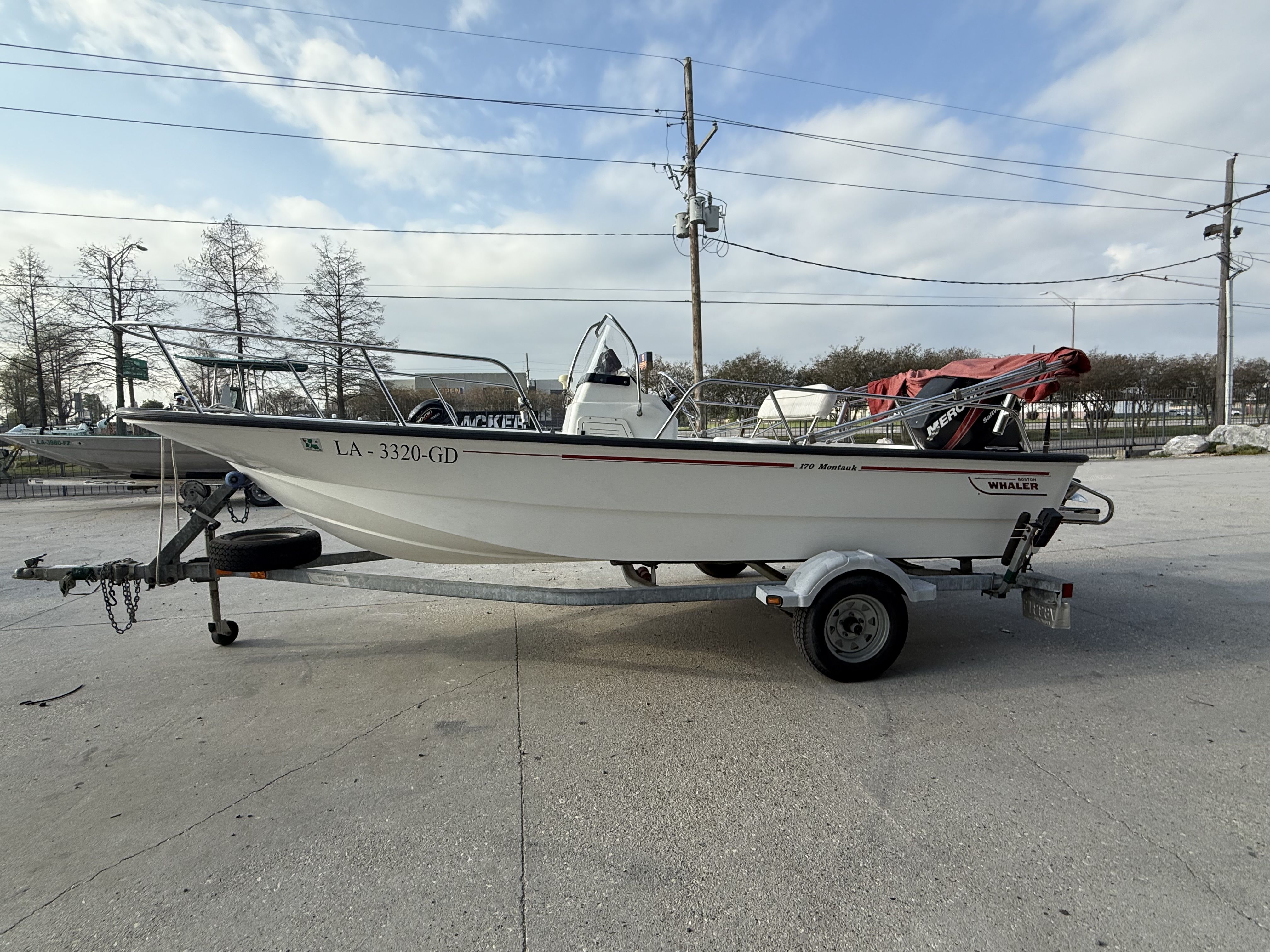 2005 Boston Whaler 17 Montauk - 11