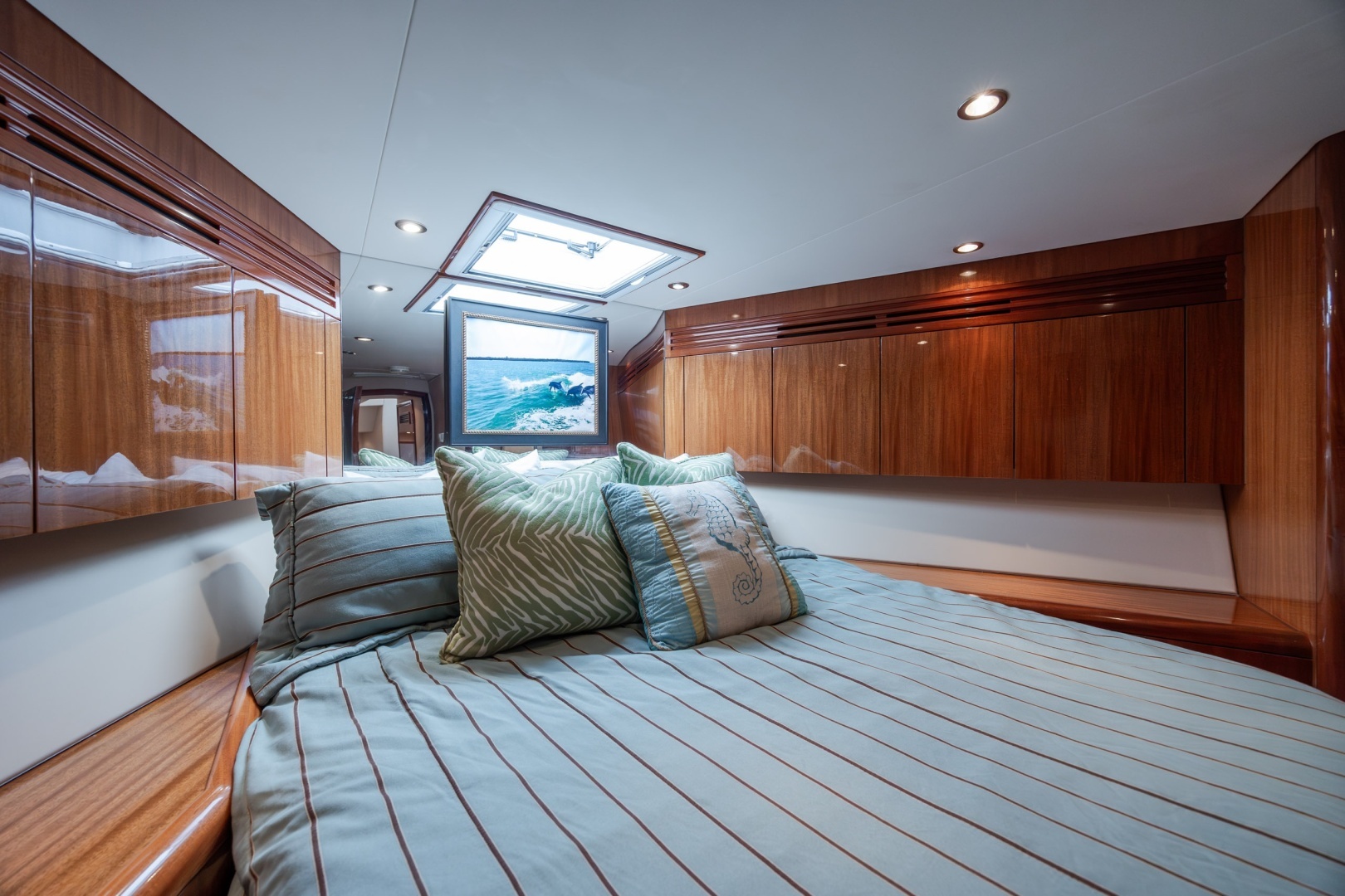 2008 Hatteras Motor Yacht - Image 69