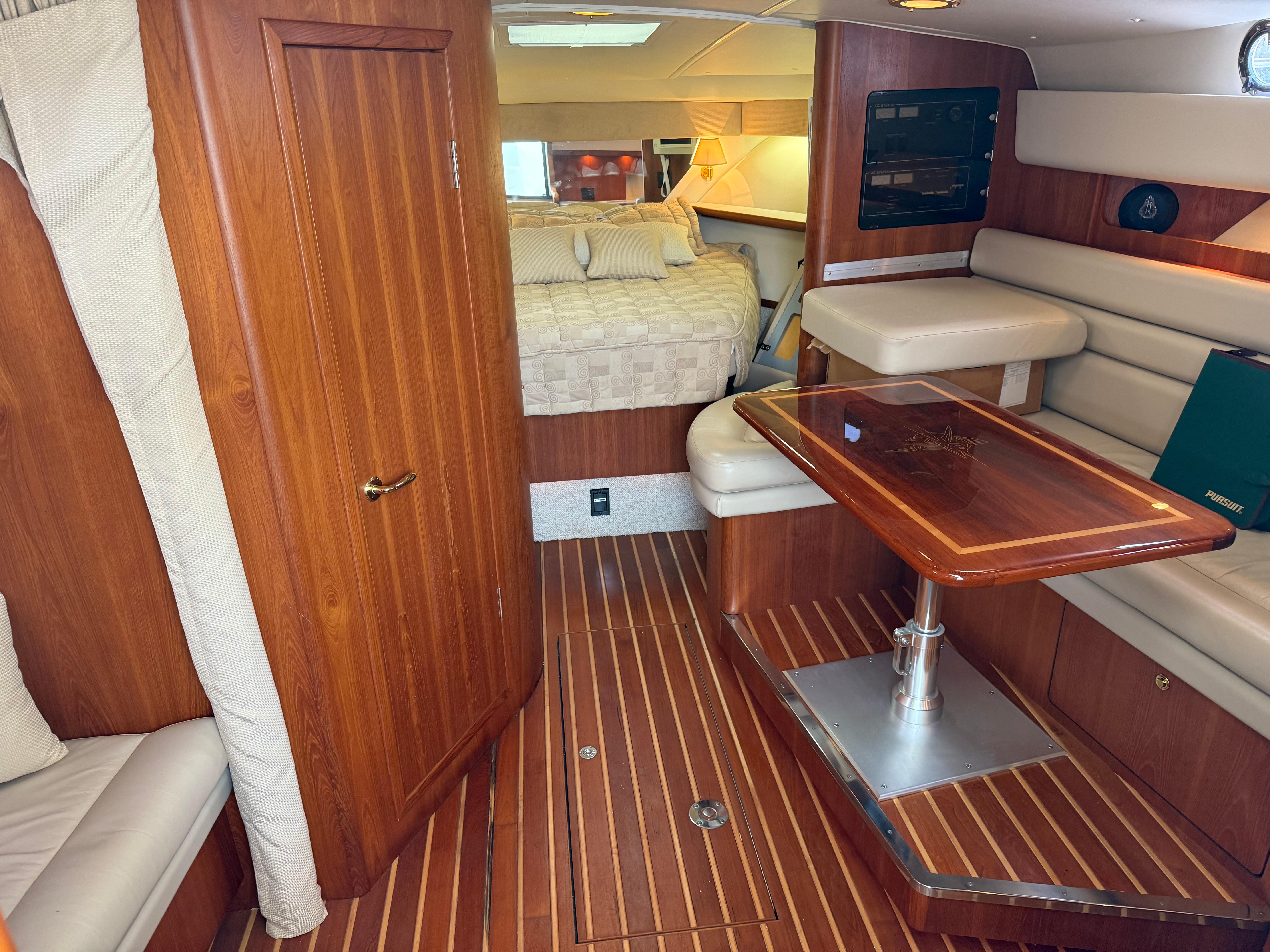 2003 Pursuit 3800 Express - 14
