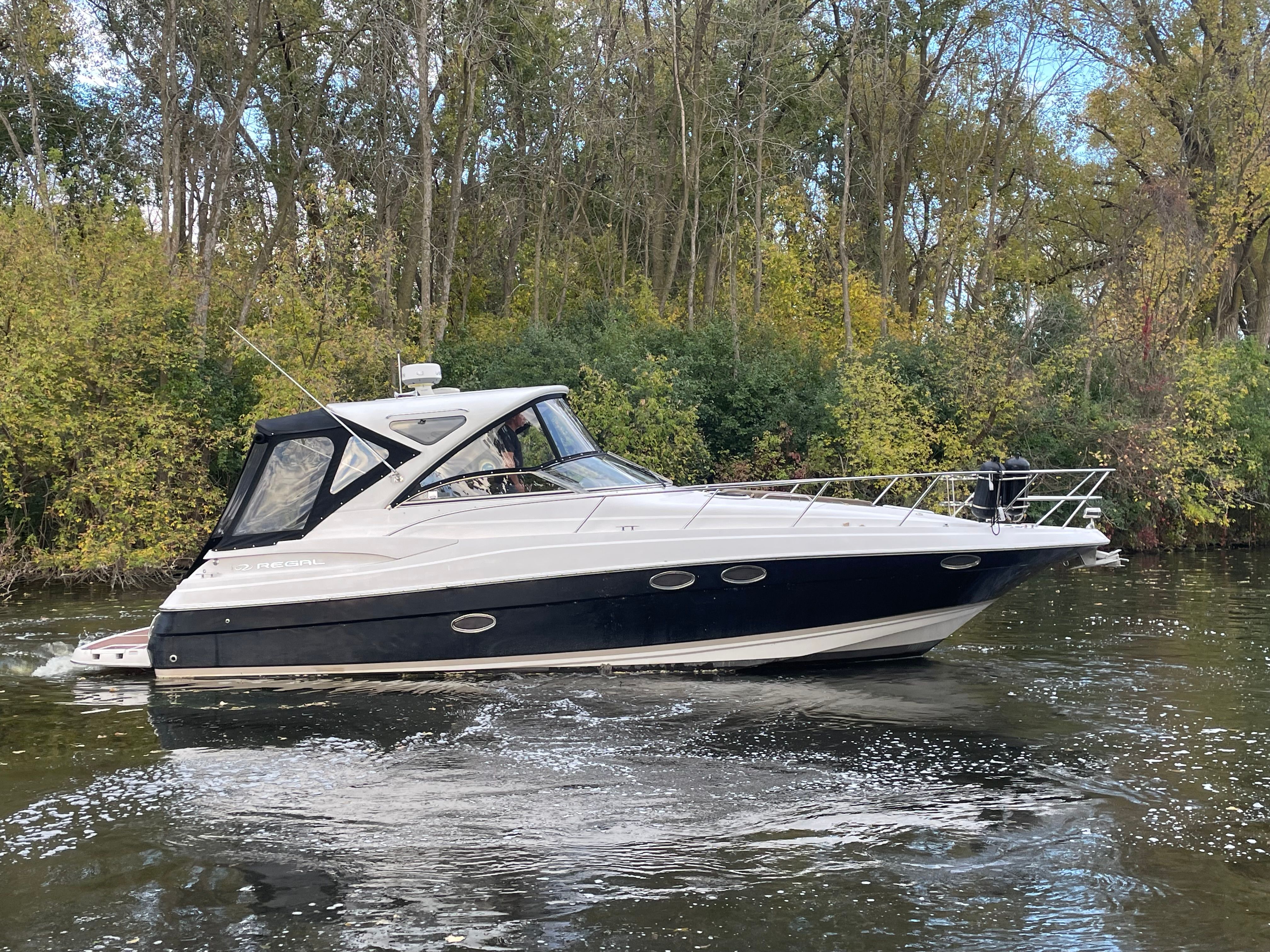 2011 Regal 38 Express
