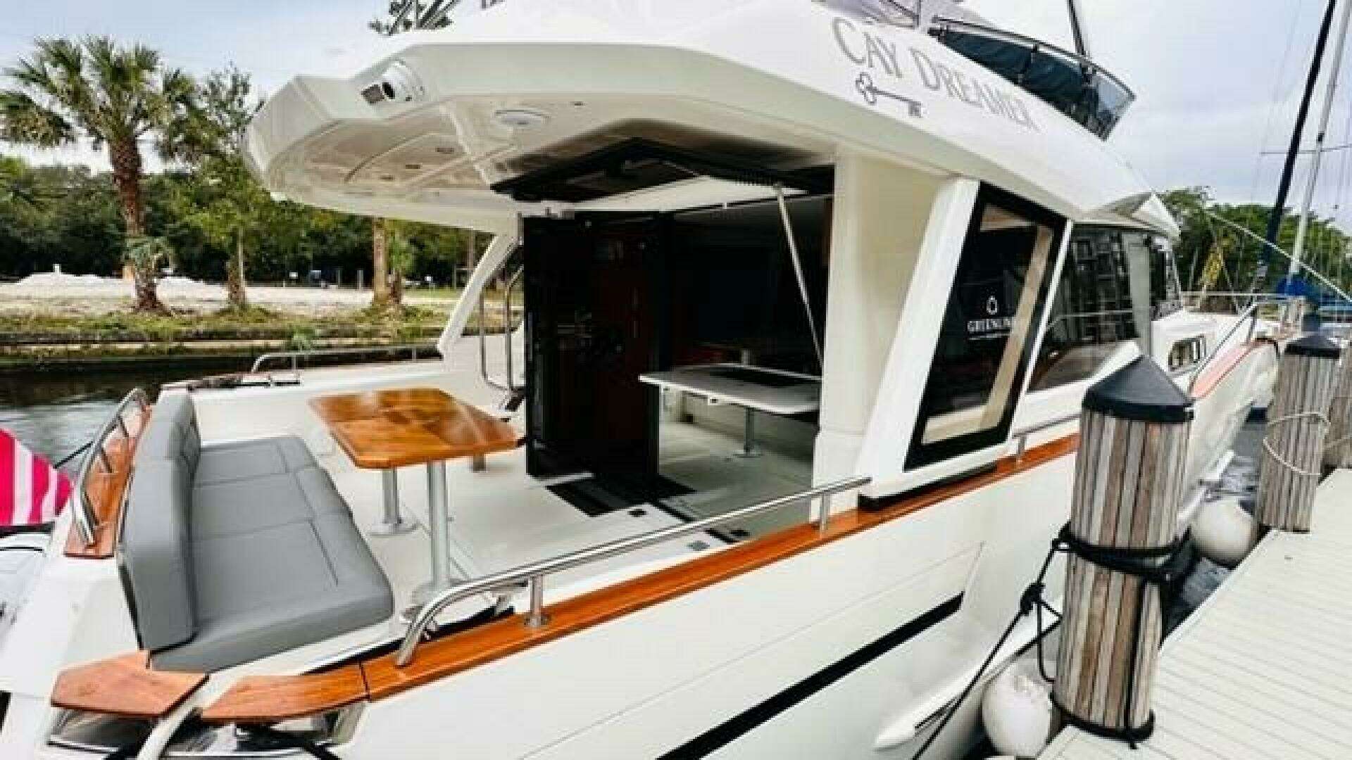 2022 Greenline 48 Diesel Flybridge with Hardtop - Image 38