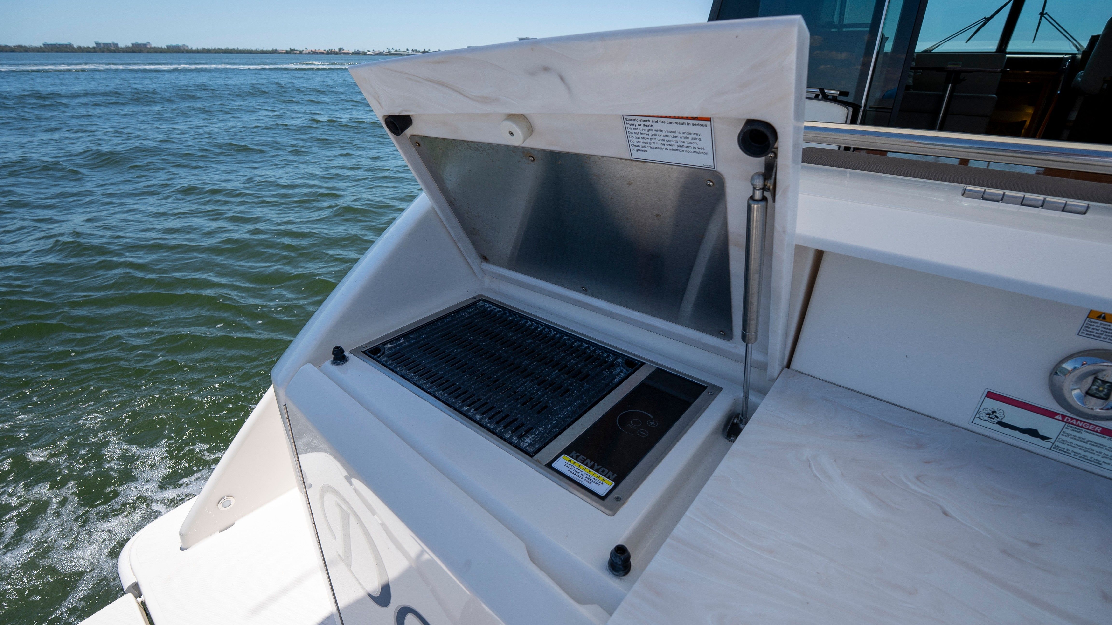 2018 Tiara Yachts 44 Coupe - 59