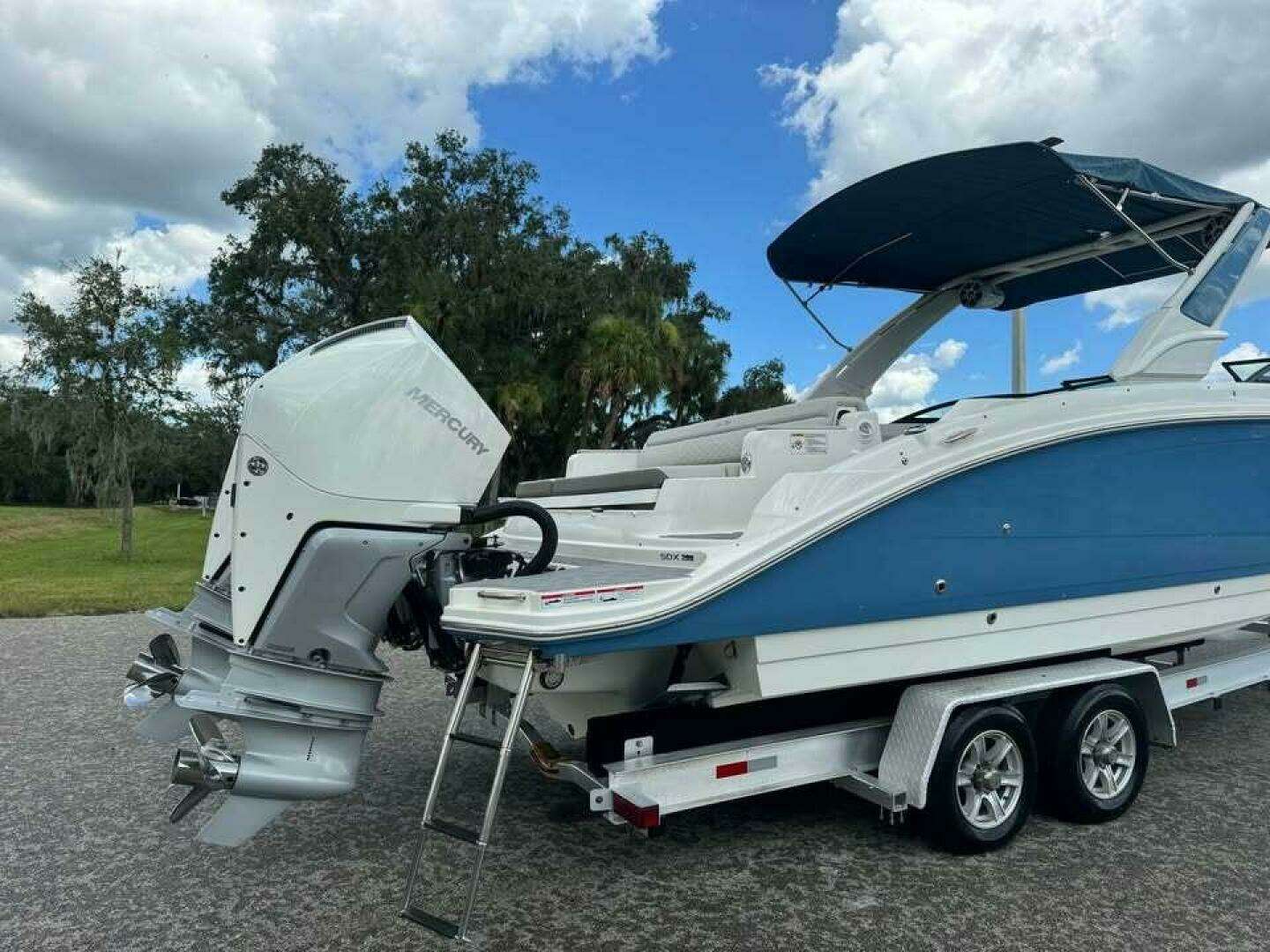 2022 Sea Ray — - Image 2