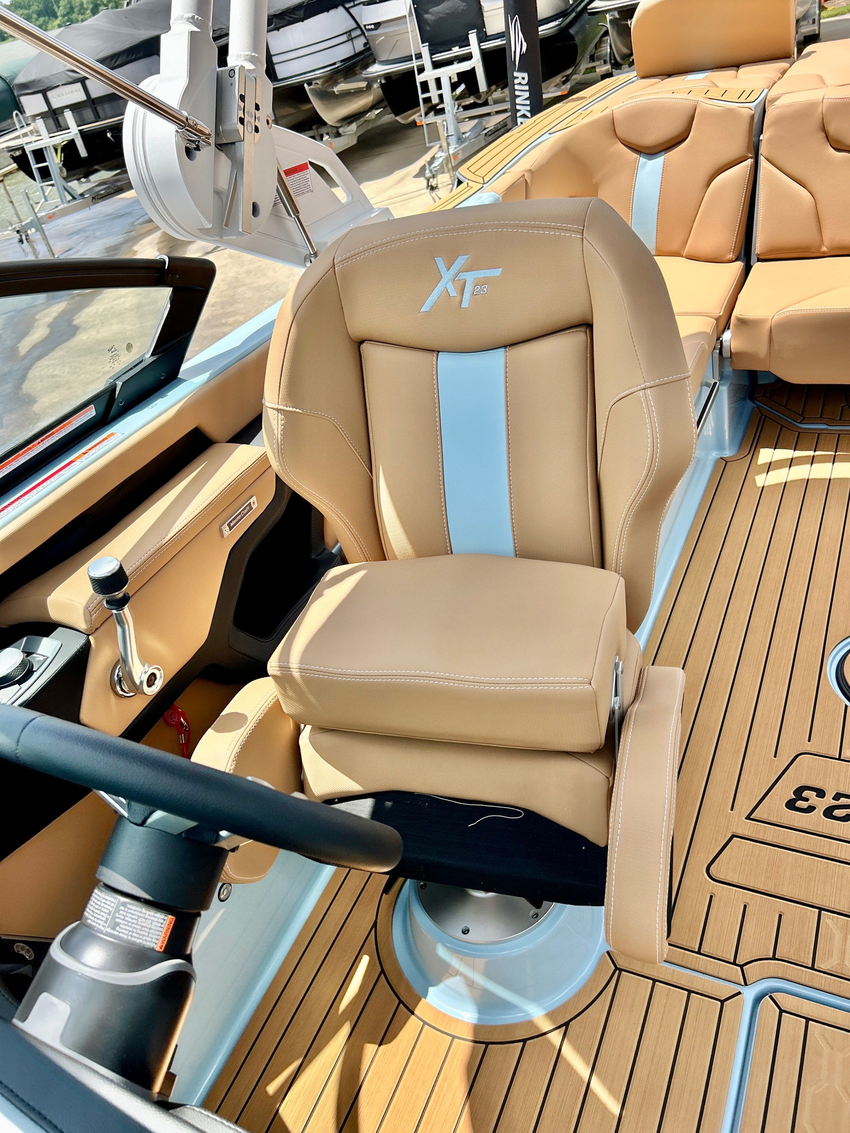 2026 MasterCraft XT23 - 26