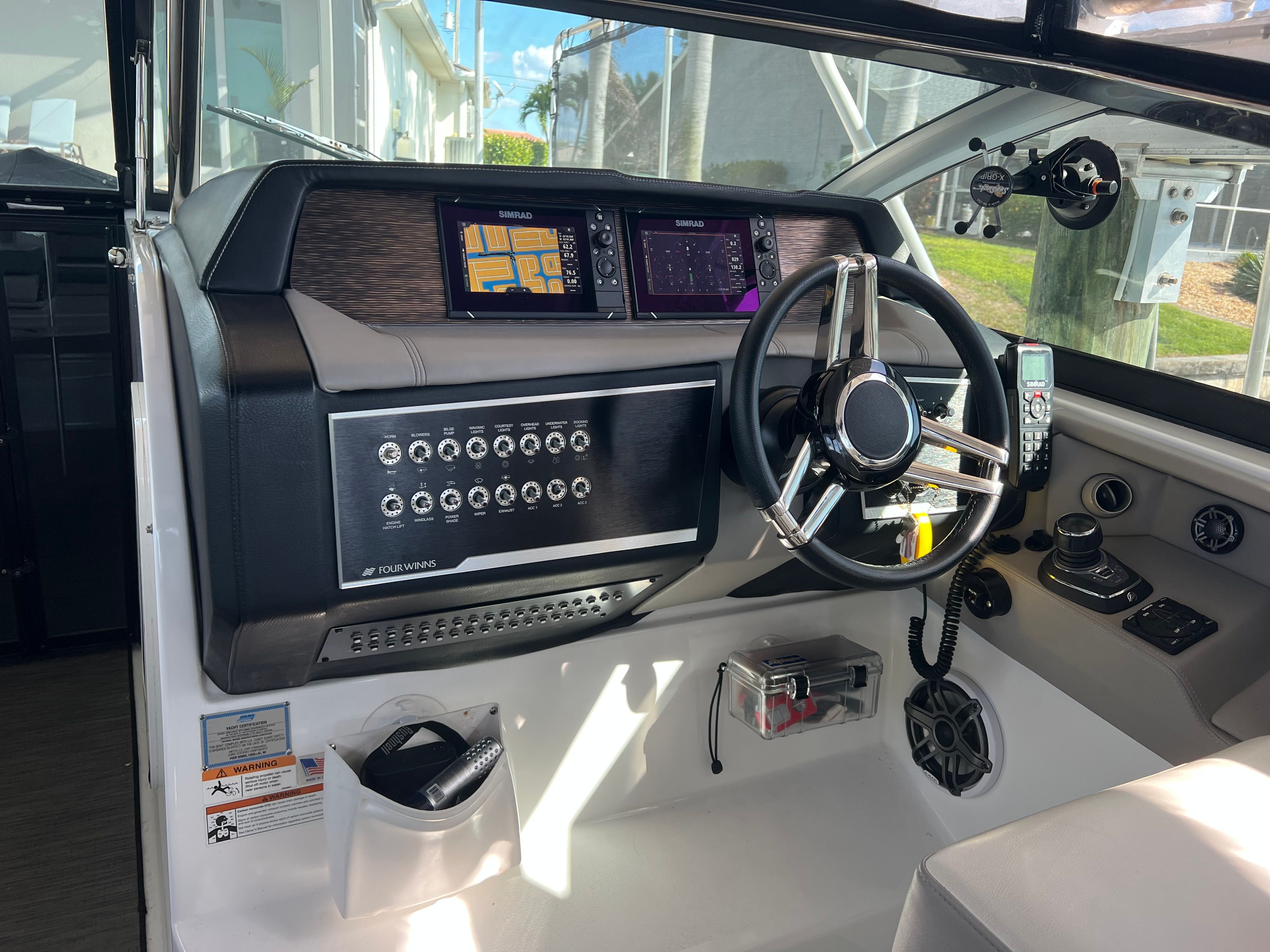 2023 Four Winns H350 - 15