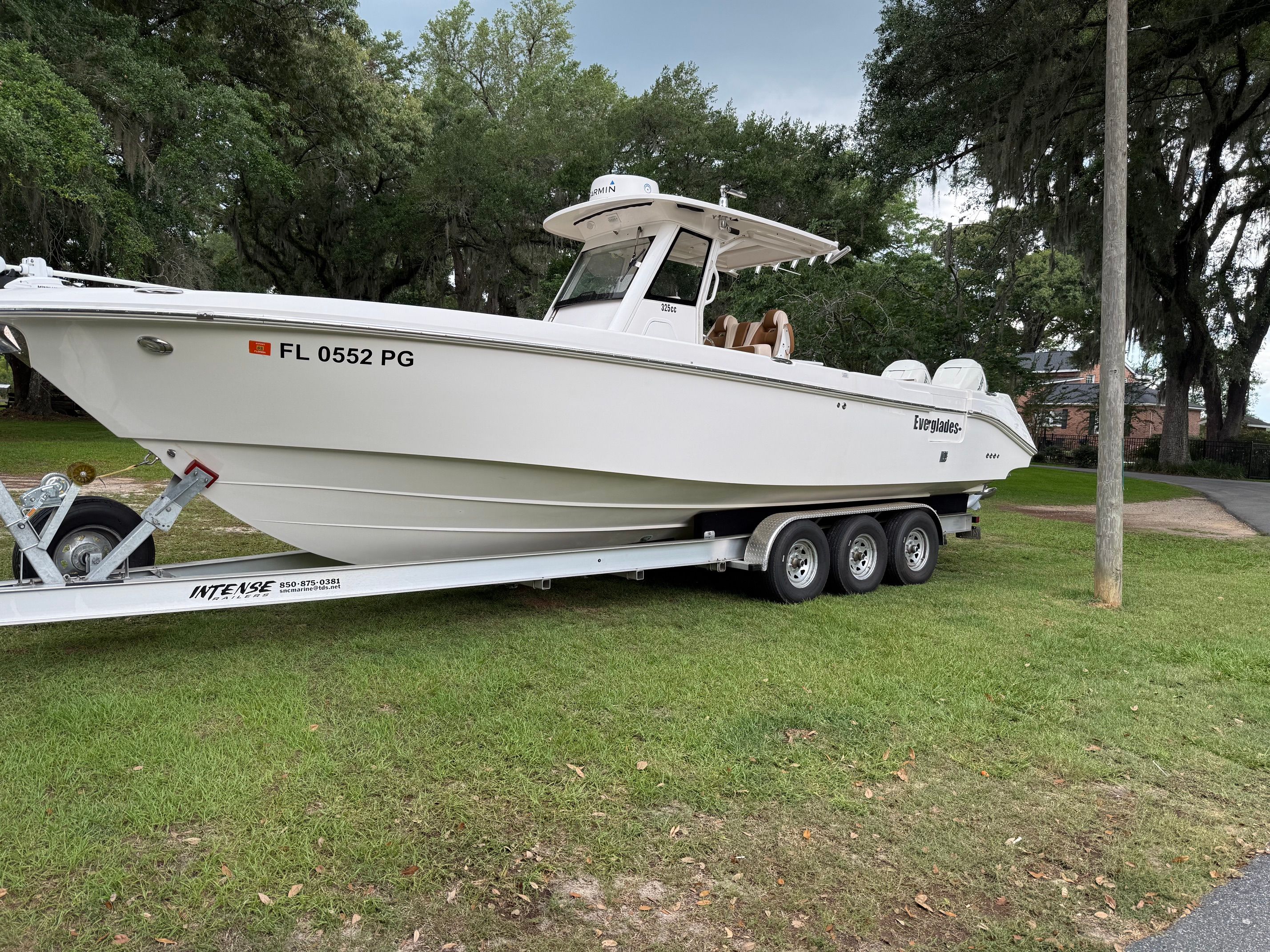 2012 Everglades 325 Center Console - 2