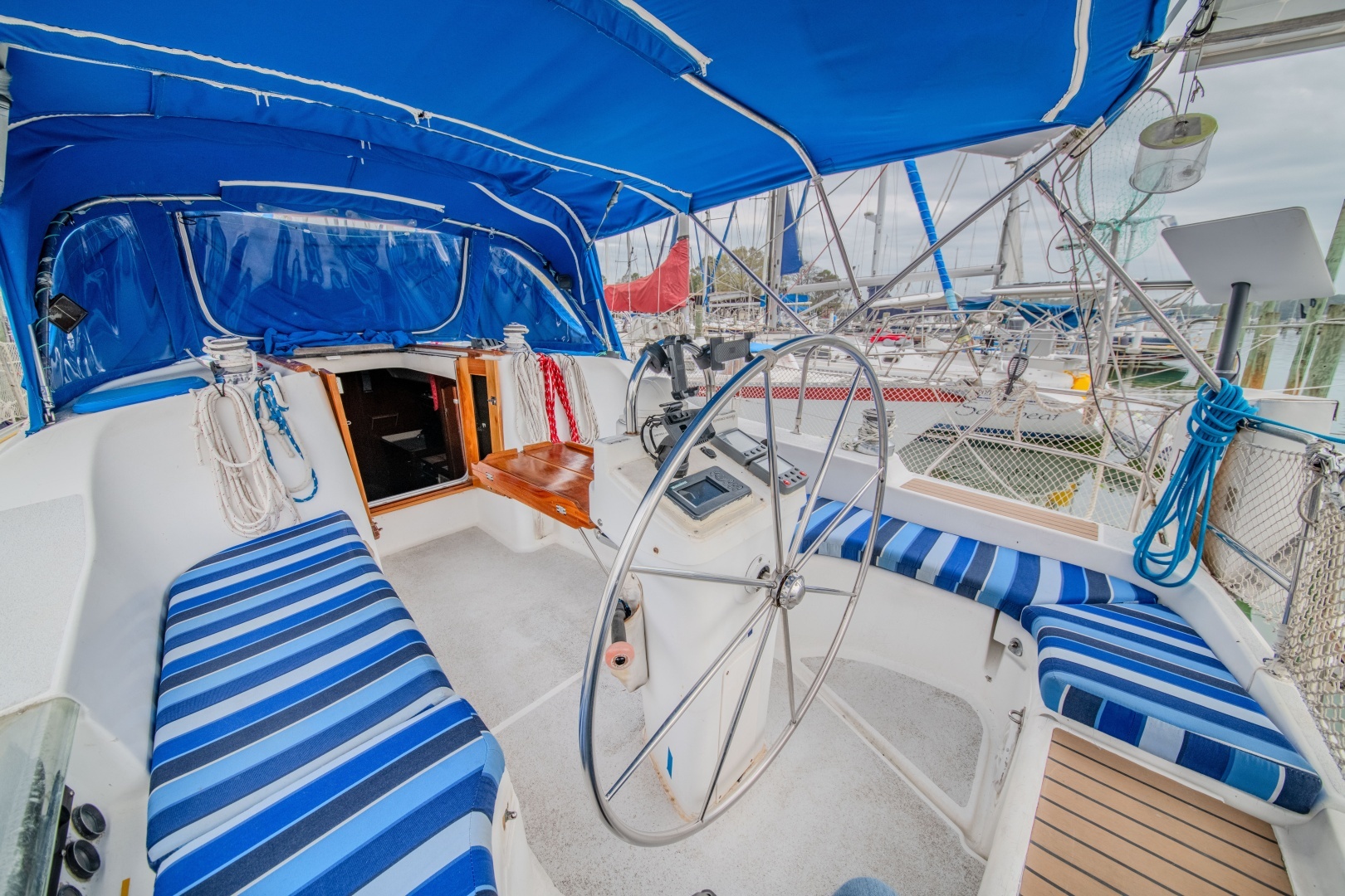 2002 Beneteau 393 - Image 30