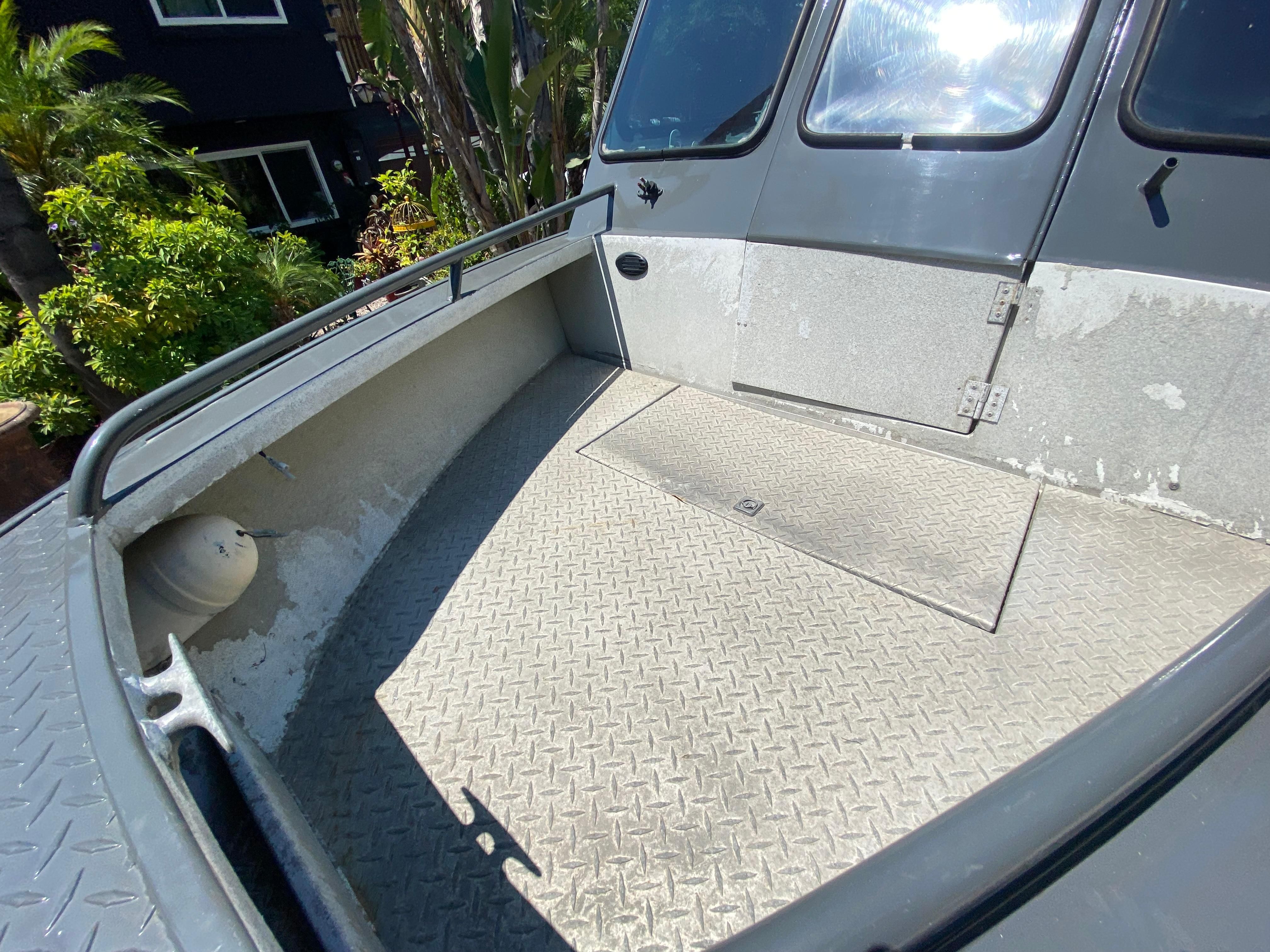 1999 Jetcraft 22 - 19