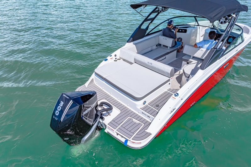 2025 Sea Ray SDX 250 Outboard - 15