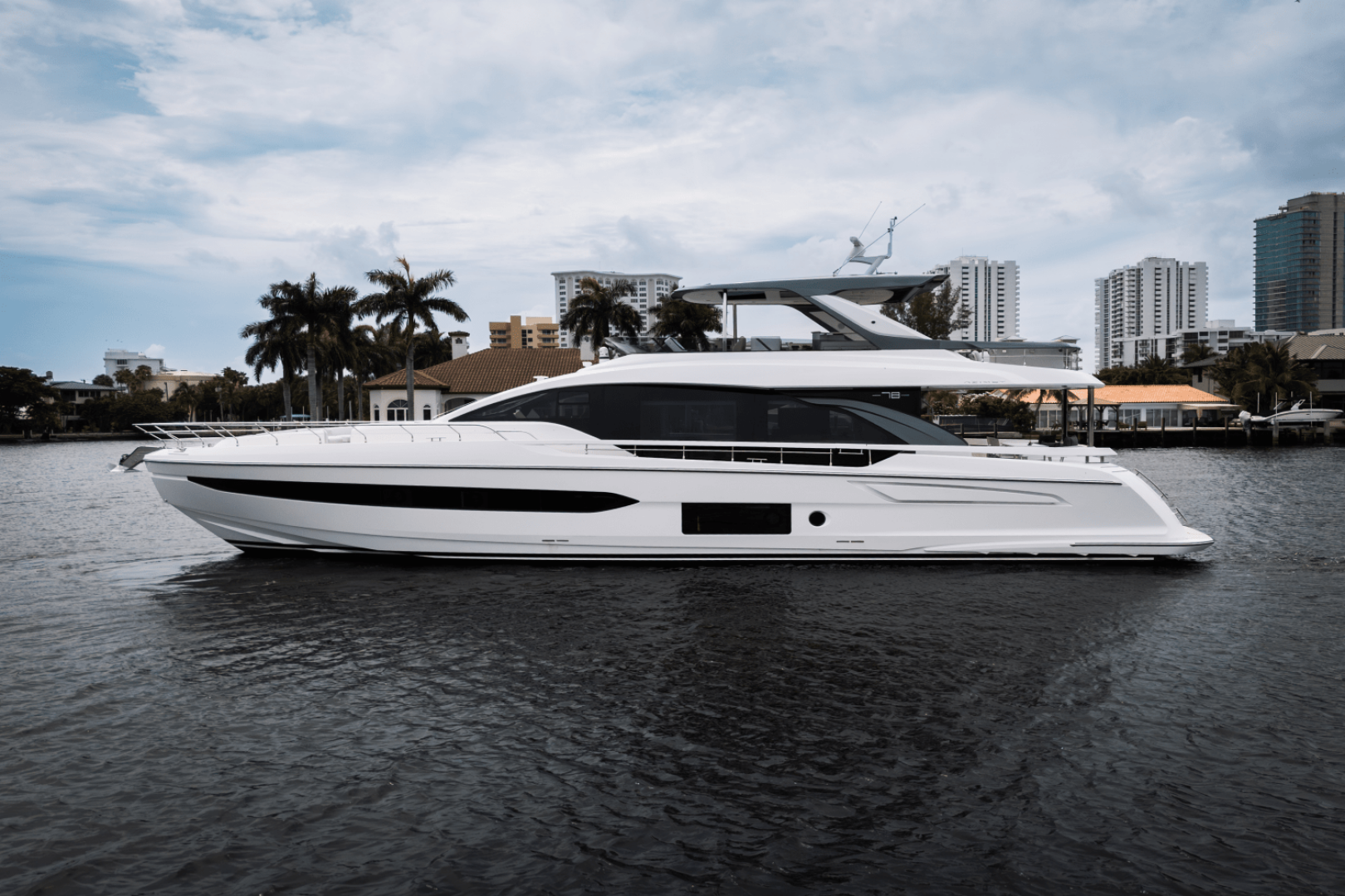 2026 Azimut Fly 78 - Image 95