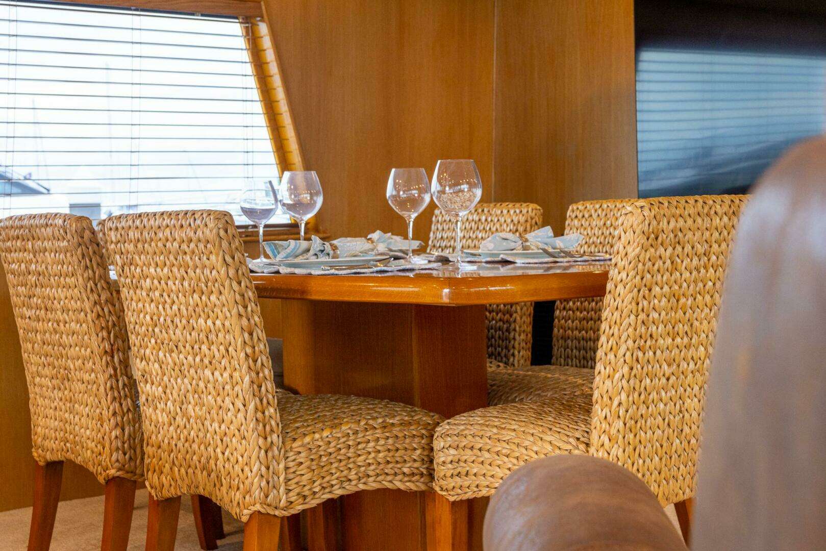1989 Hatteras 80 Cockpit Motor Yacht - Image 8