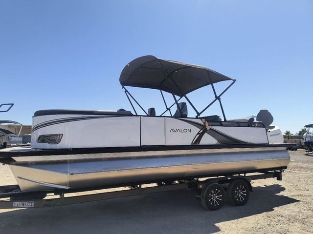 2025 Avalon LSZ 2385 Versatile Rear Lounger - 4