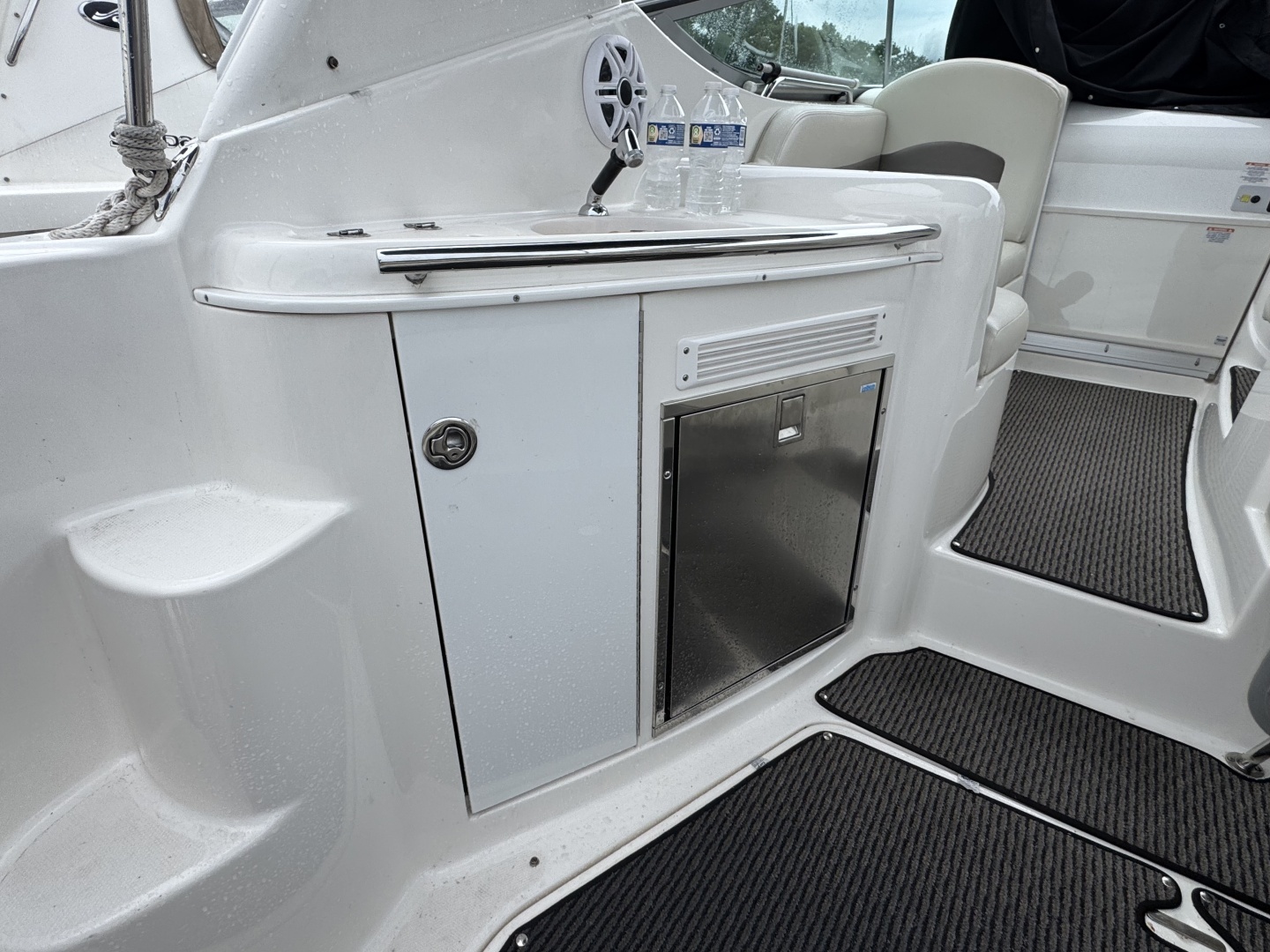 2008 Chaparral 310 Signature - Image 11