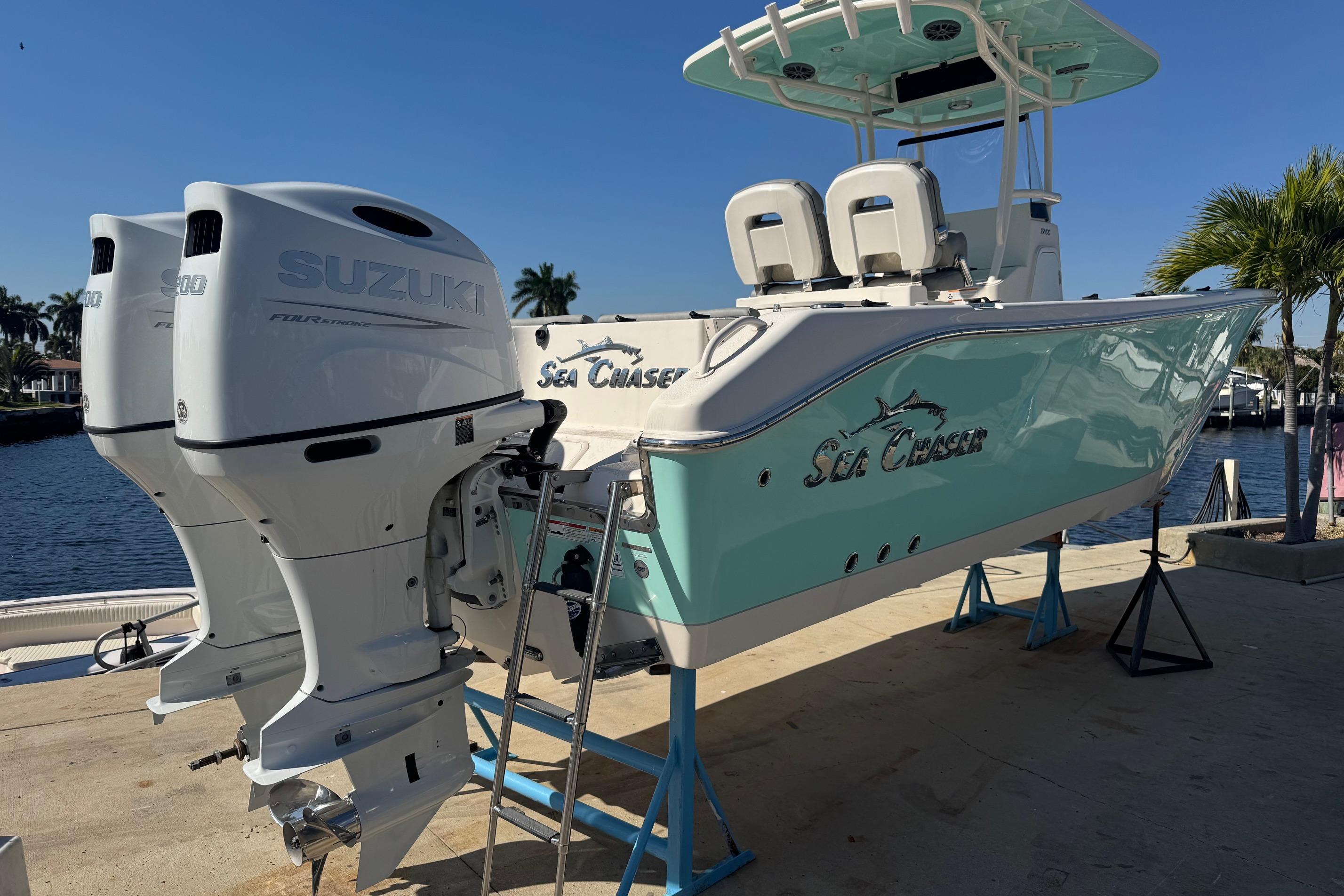 2023 Sea Chaser 27 HFC CC